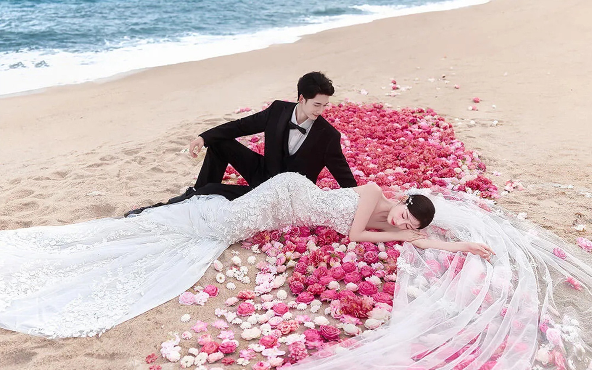🌊海与花·伱与莪🤍海上生花的婚纱照高级又梦幻