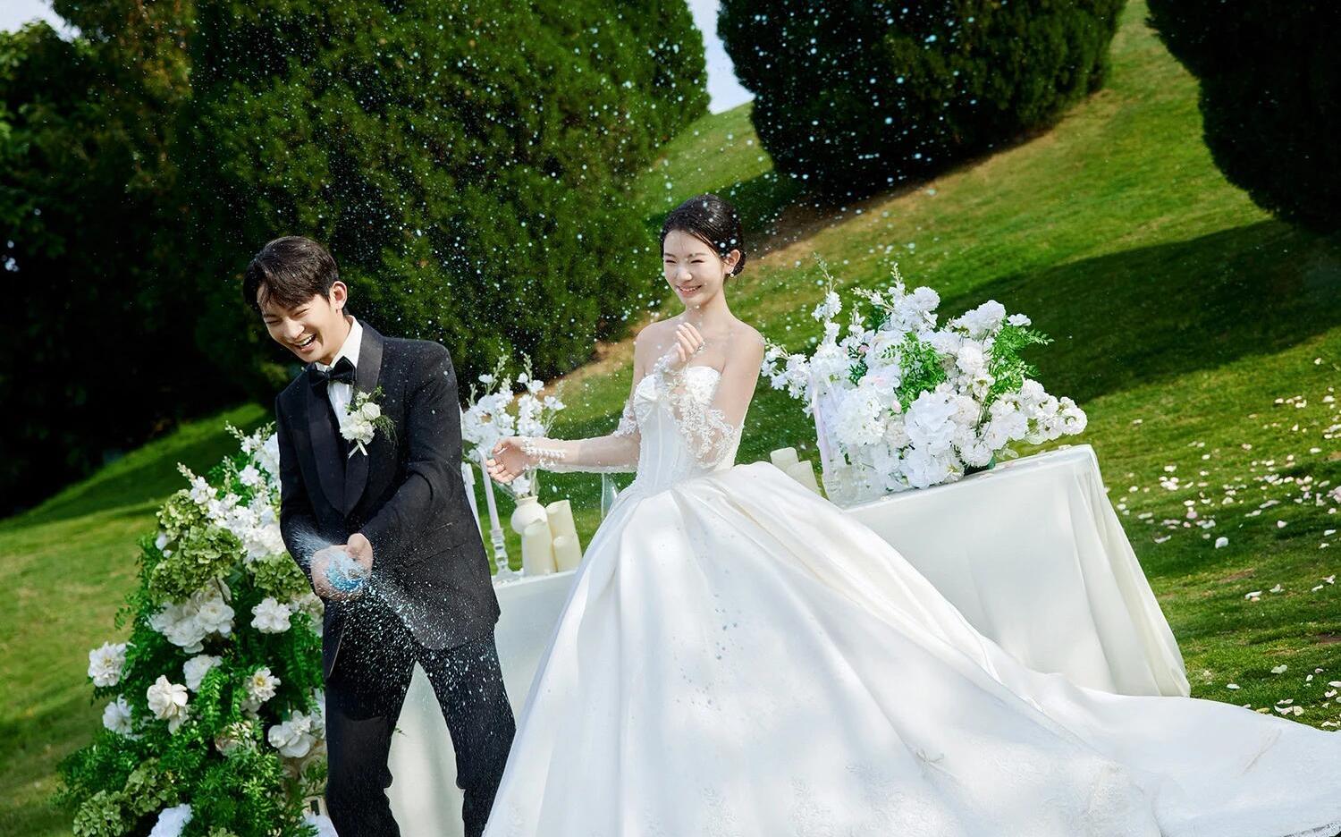 目的地婚礼婚纱照