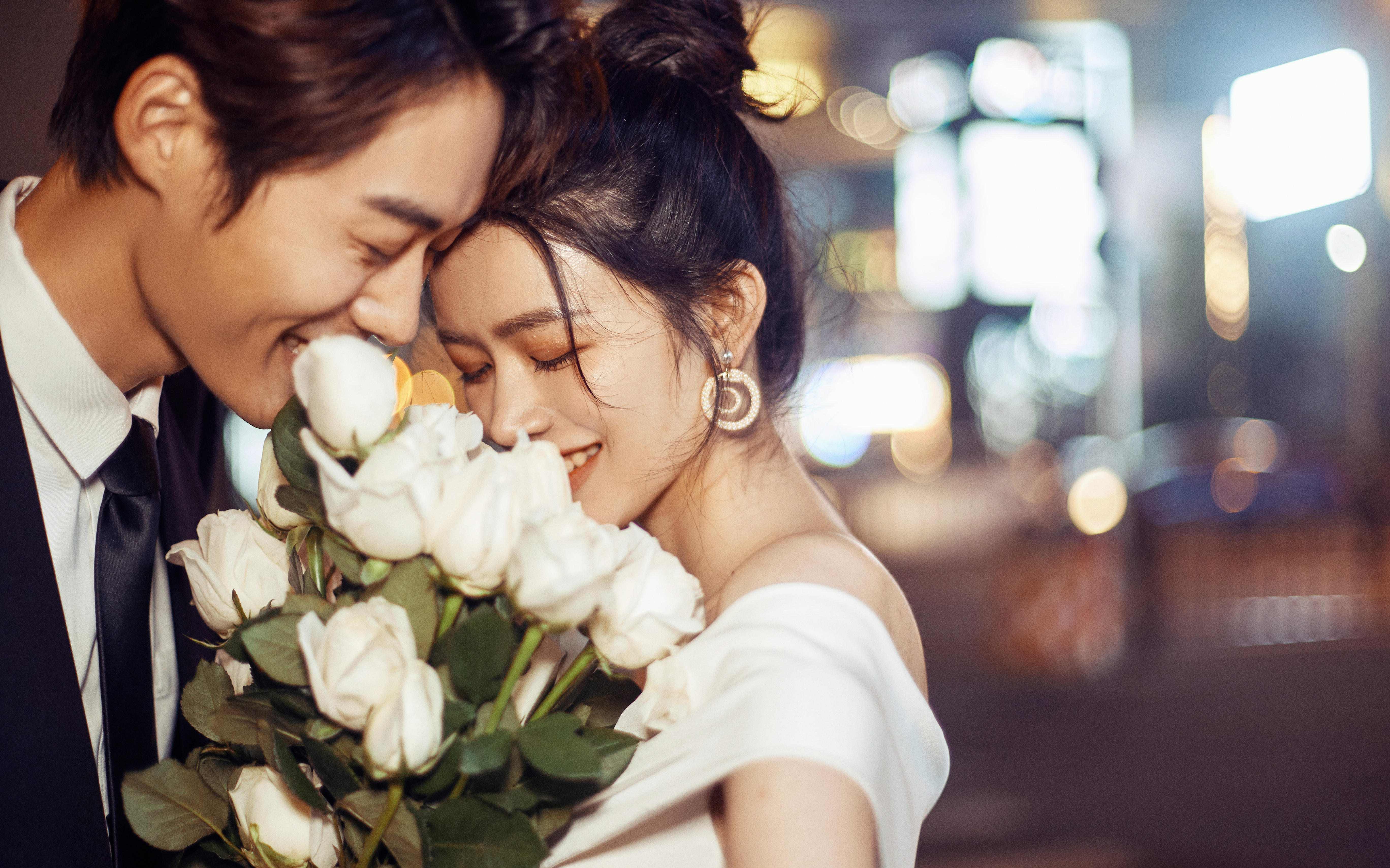 【娜妮婚纱摄影】唯美街拍大气婚纱照