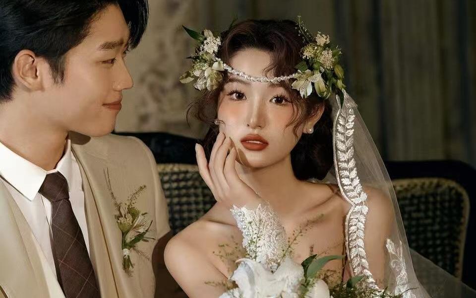 【小众法式】法式复古婚纱照建议姐妹们放心冲