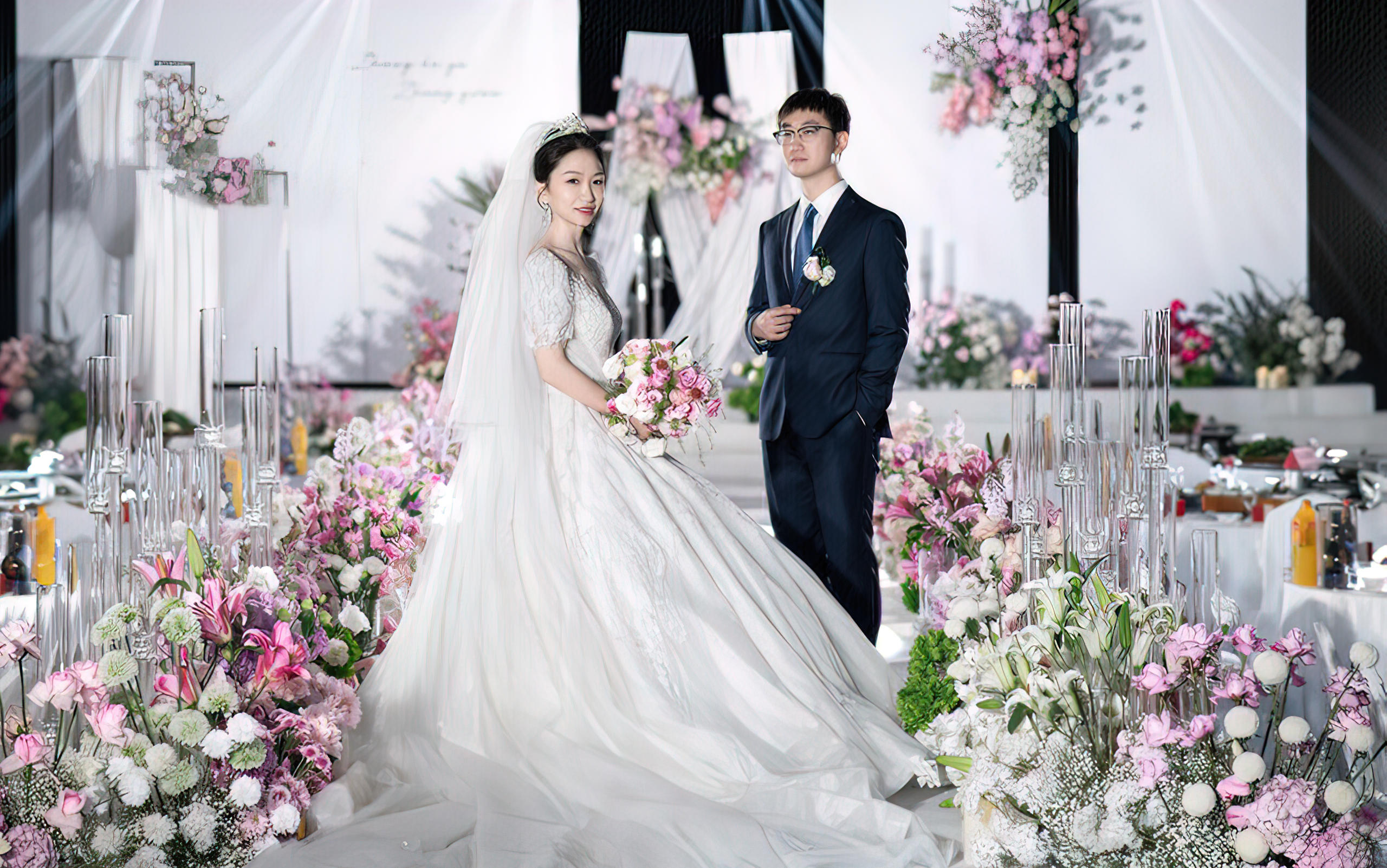 粉白色韩式婚礼，包含四大金刚