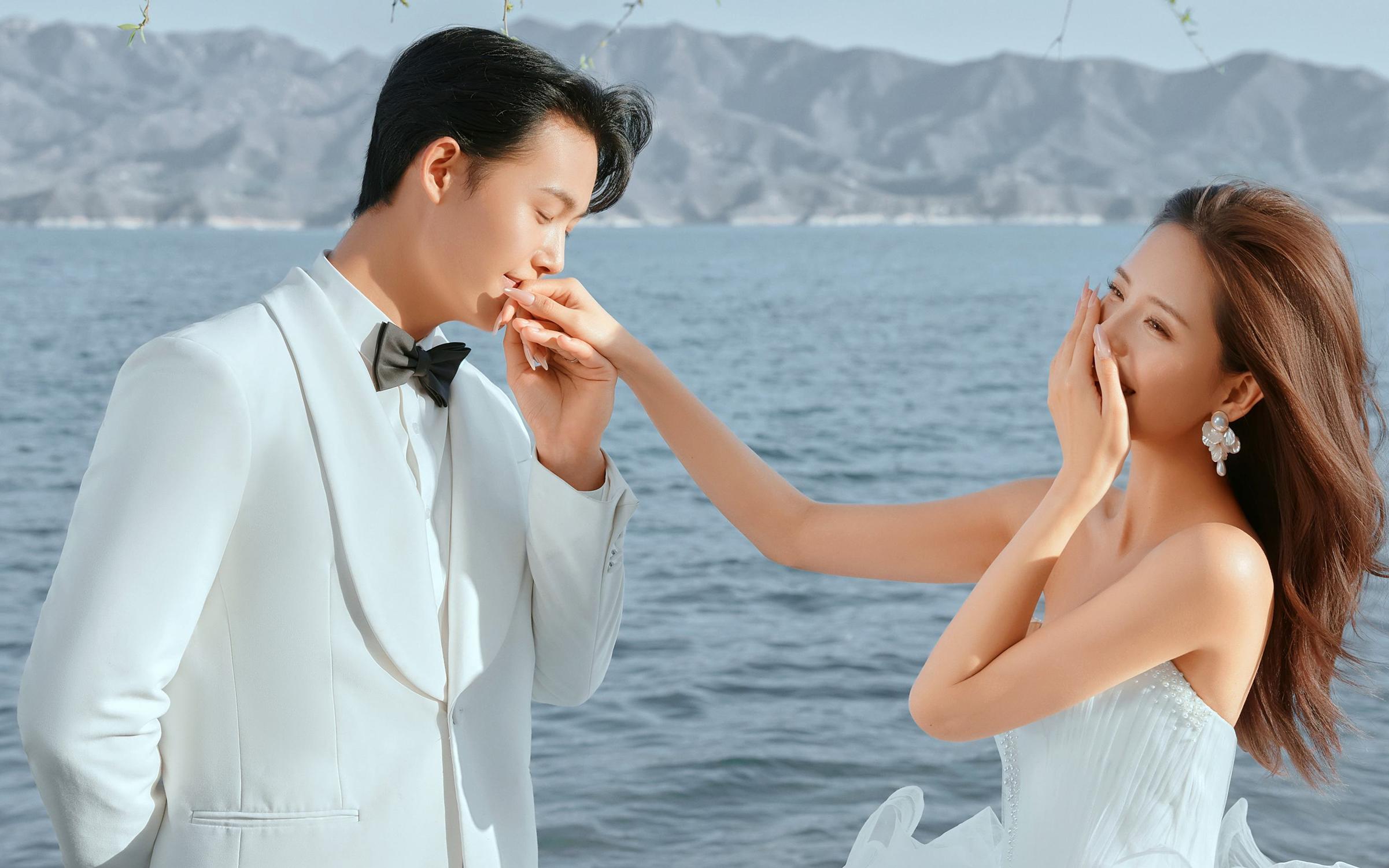 水边主纱纪实风婚纱照
