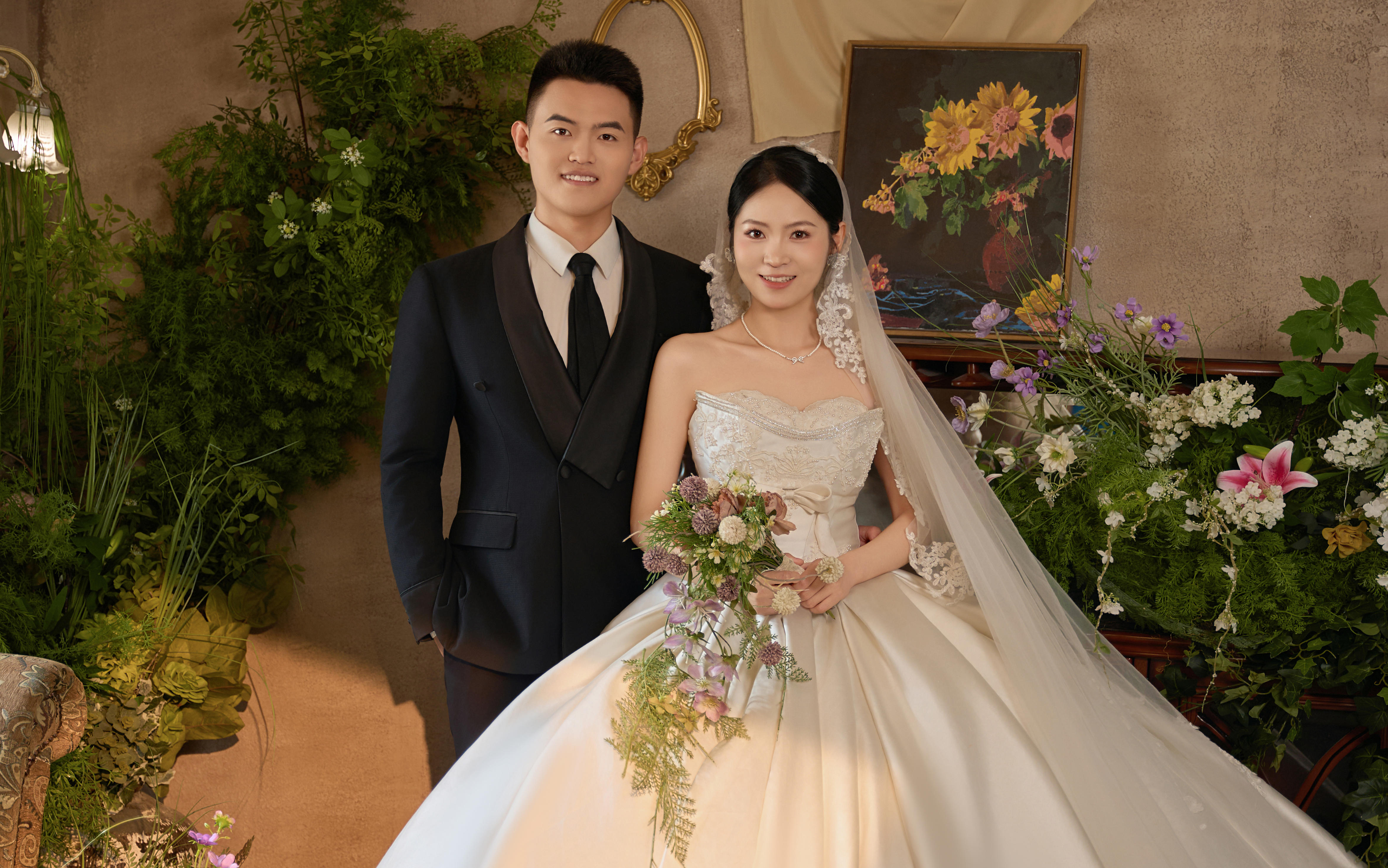 公续玲夫妇/室内主纱