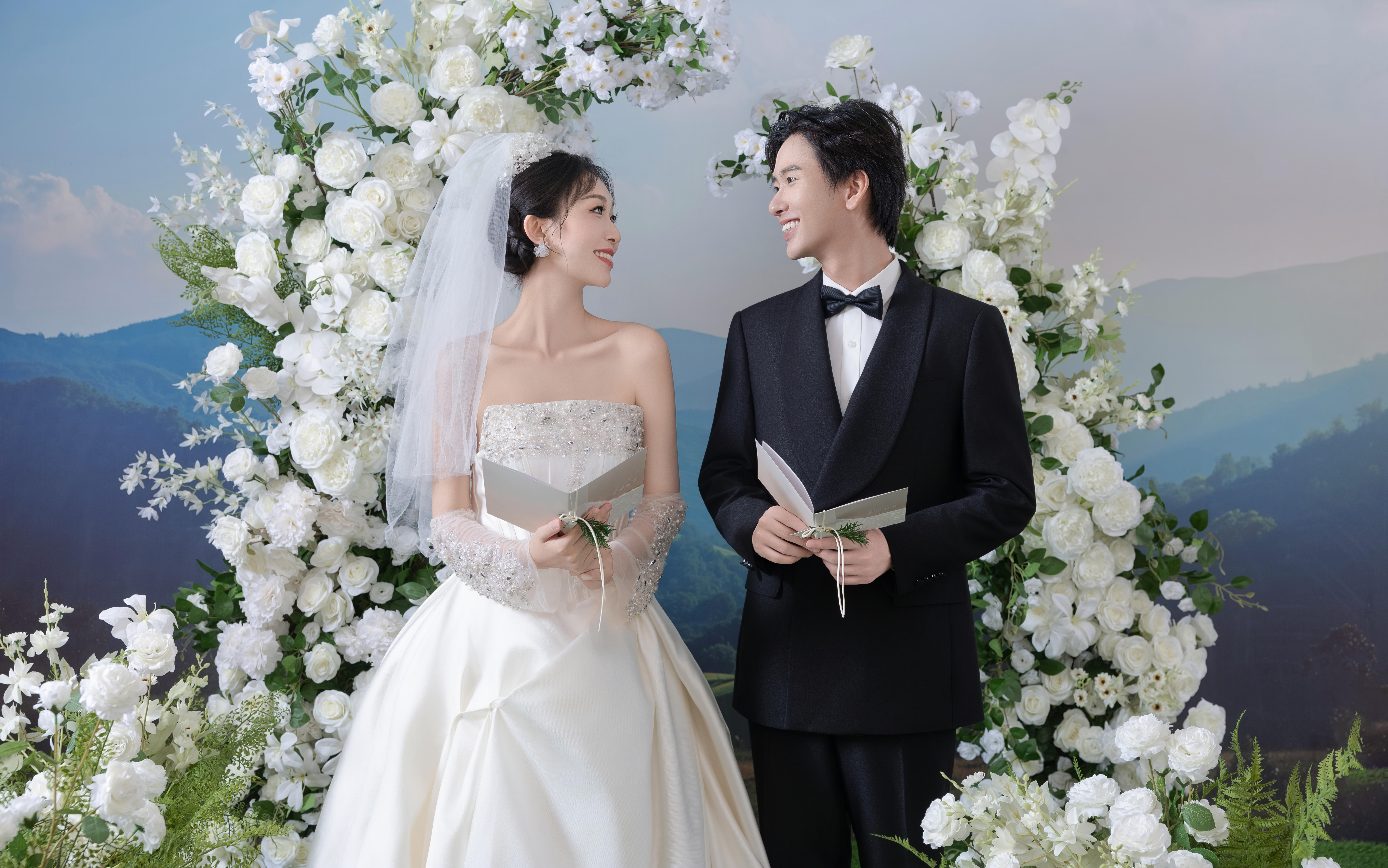 【目的地婚禮】用鏡頭記錄旅途中的甜蜜婚禮儀式感