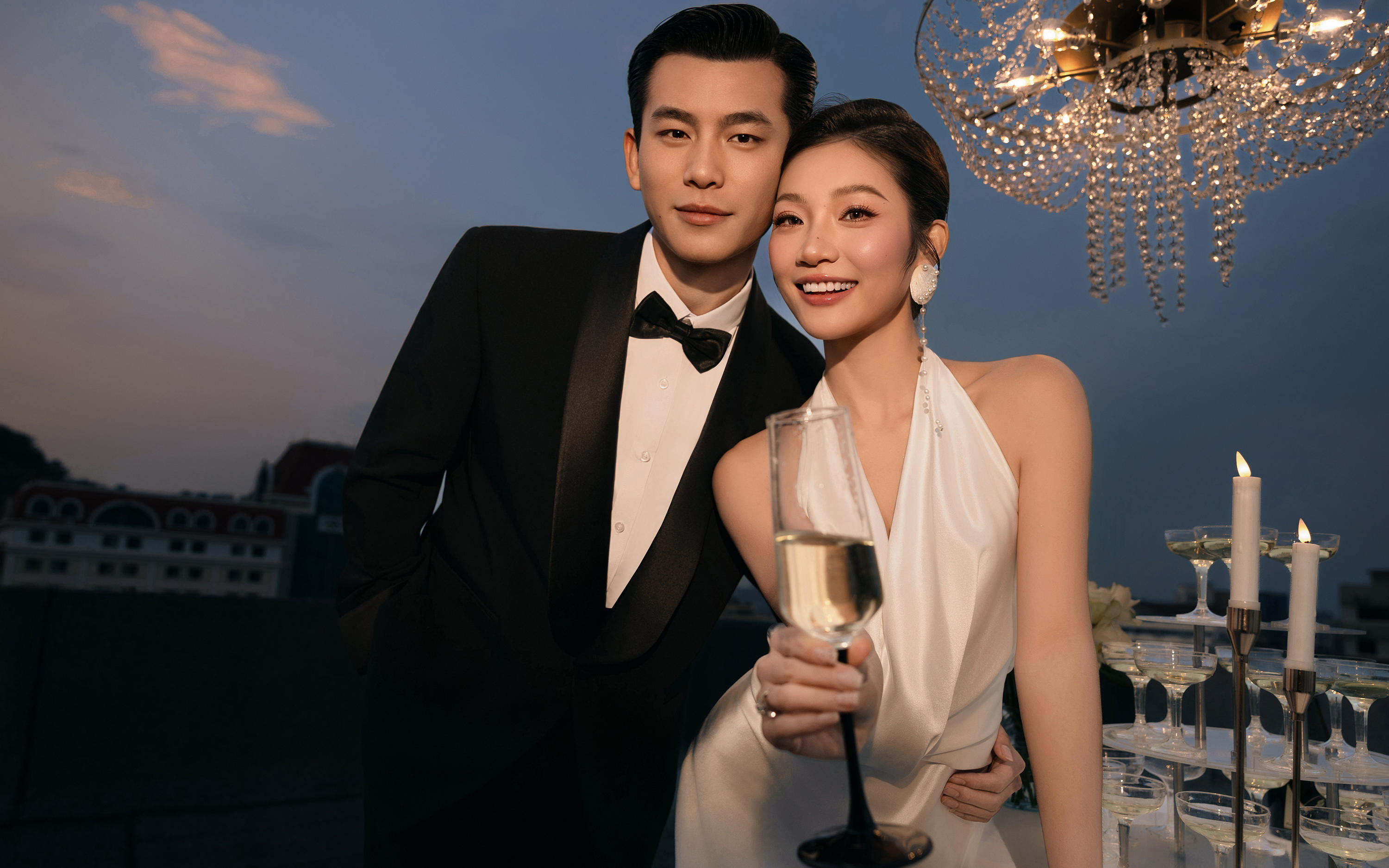 被問了無數(shù)次的天臺夜景婚紗照?氛圍感爆棚~