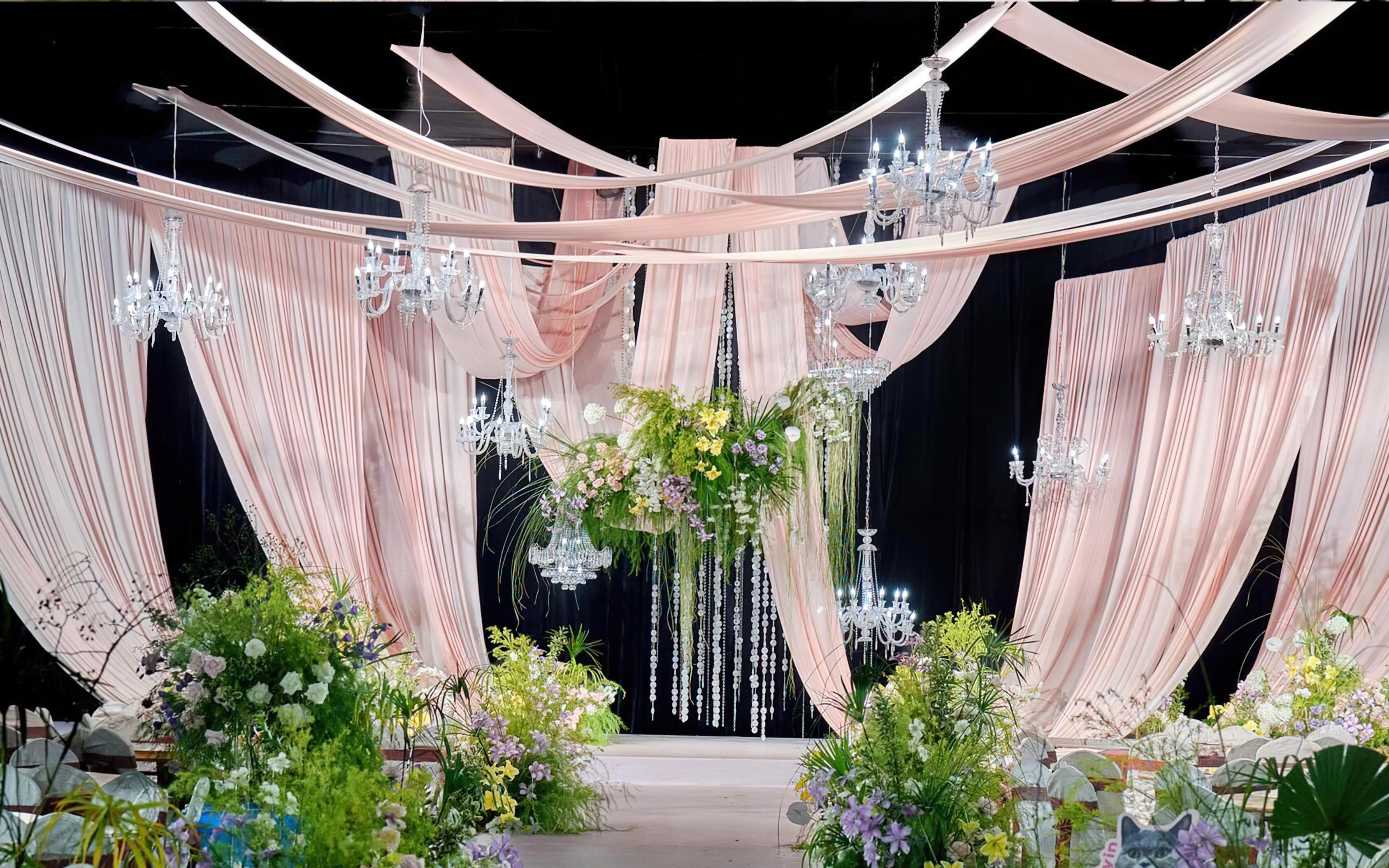 浅粉森系婚礼|把春天焊死在现场 备婚人锁死浅粉森