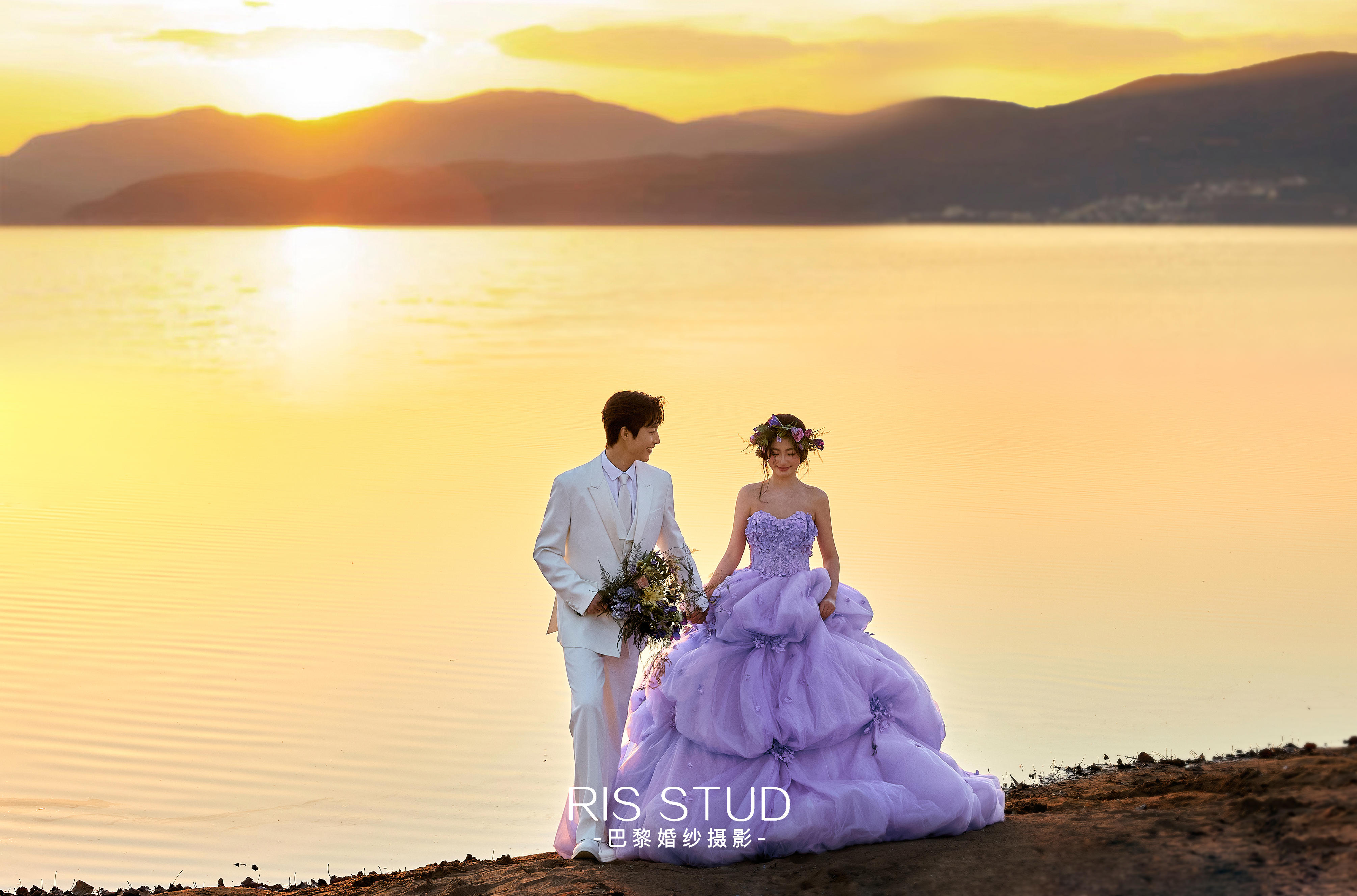 把浪漫染成了淡紫色的梦