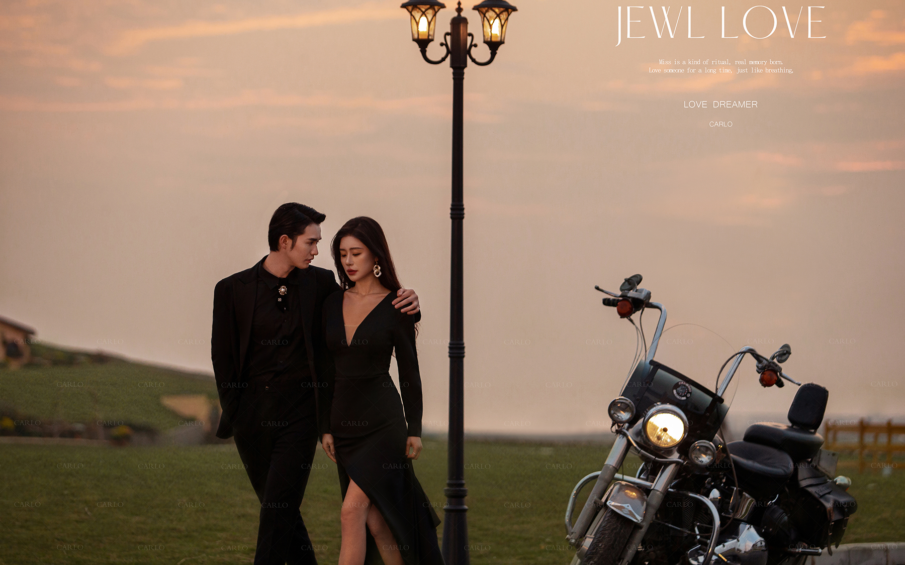 时尚复古机车婚纱照