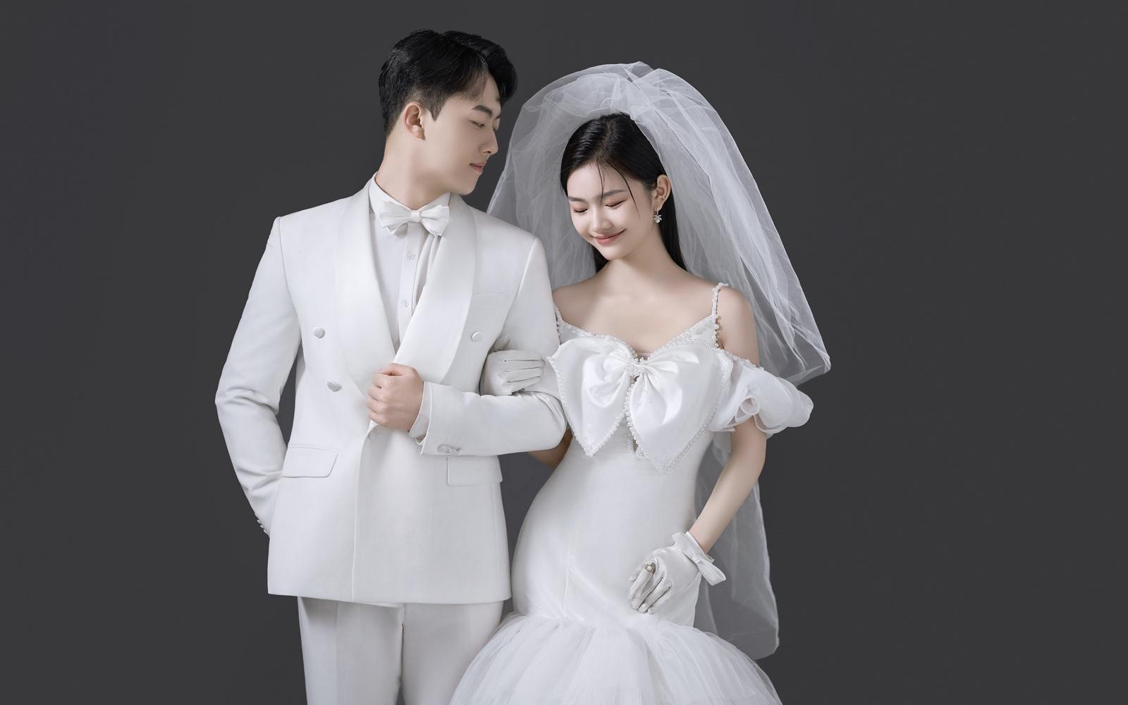 甜到心巴上😍浪漫的韩式简约婚纱照