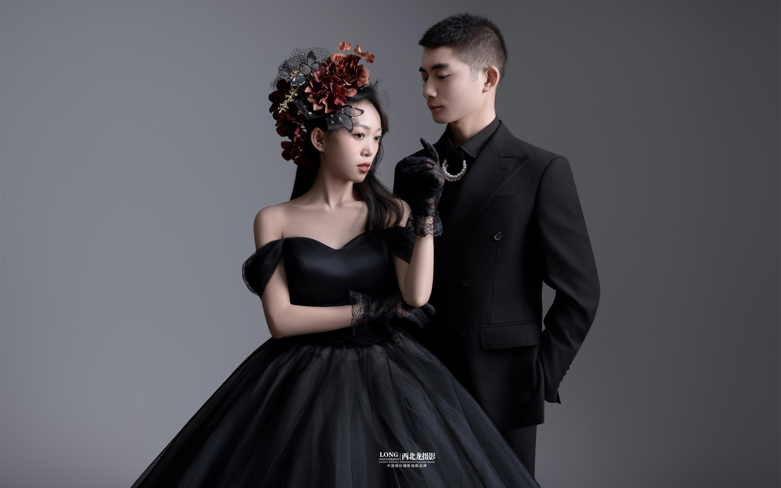 穿黑紗拍婚紗照太特別了??簡(jiǎn)約小眾顯氣質(zhì)??