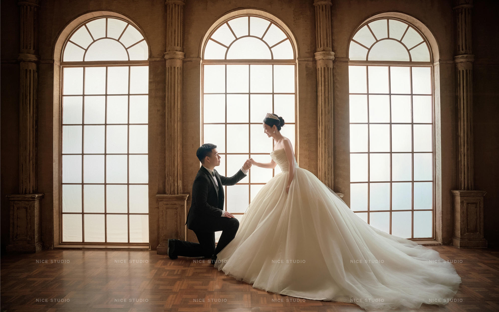 高定欧式主纱婚纱照