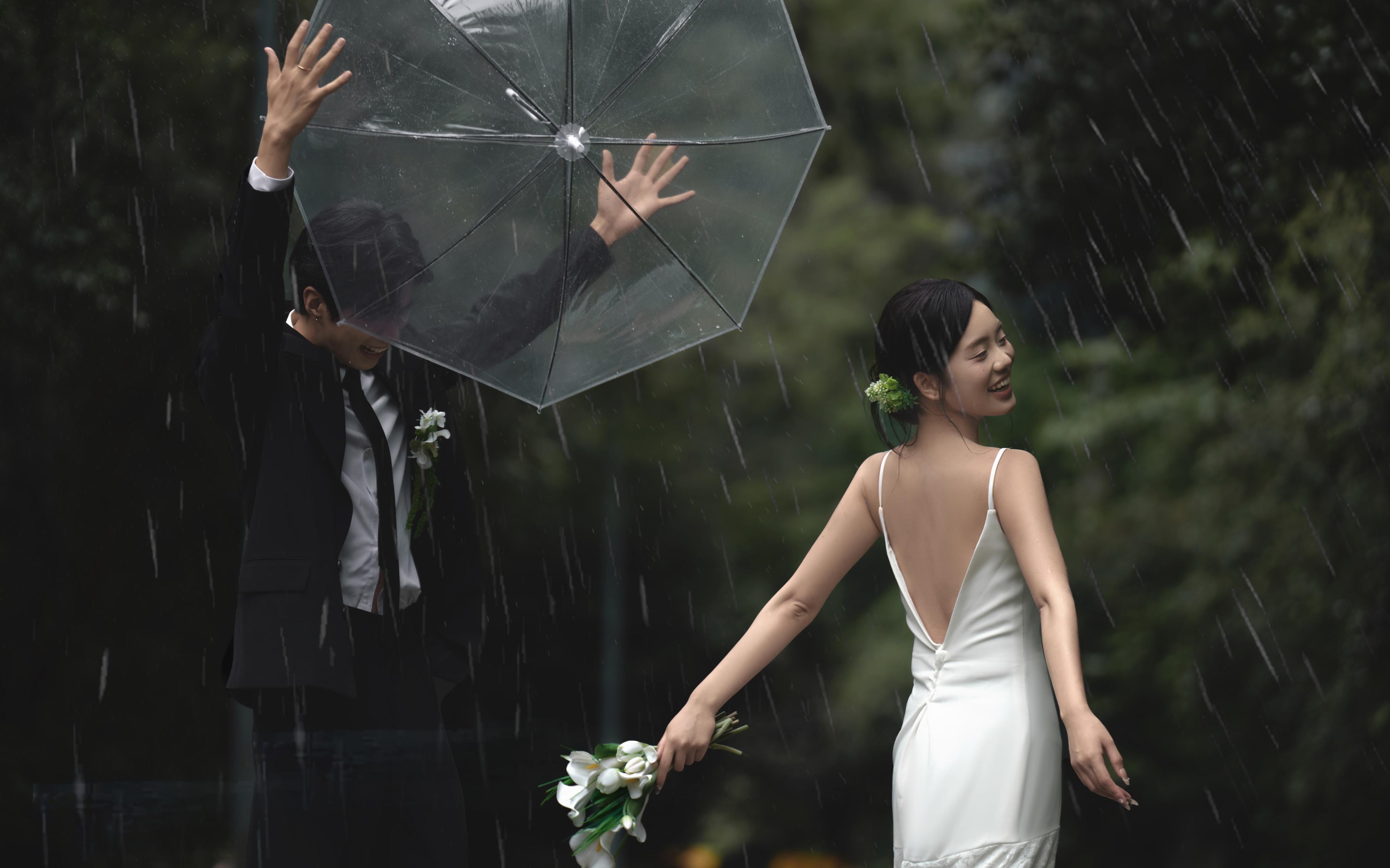【雨中诗篇】爱在涟漪间绽放