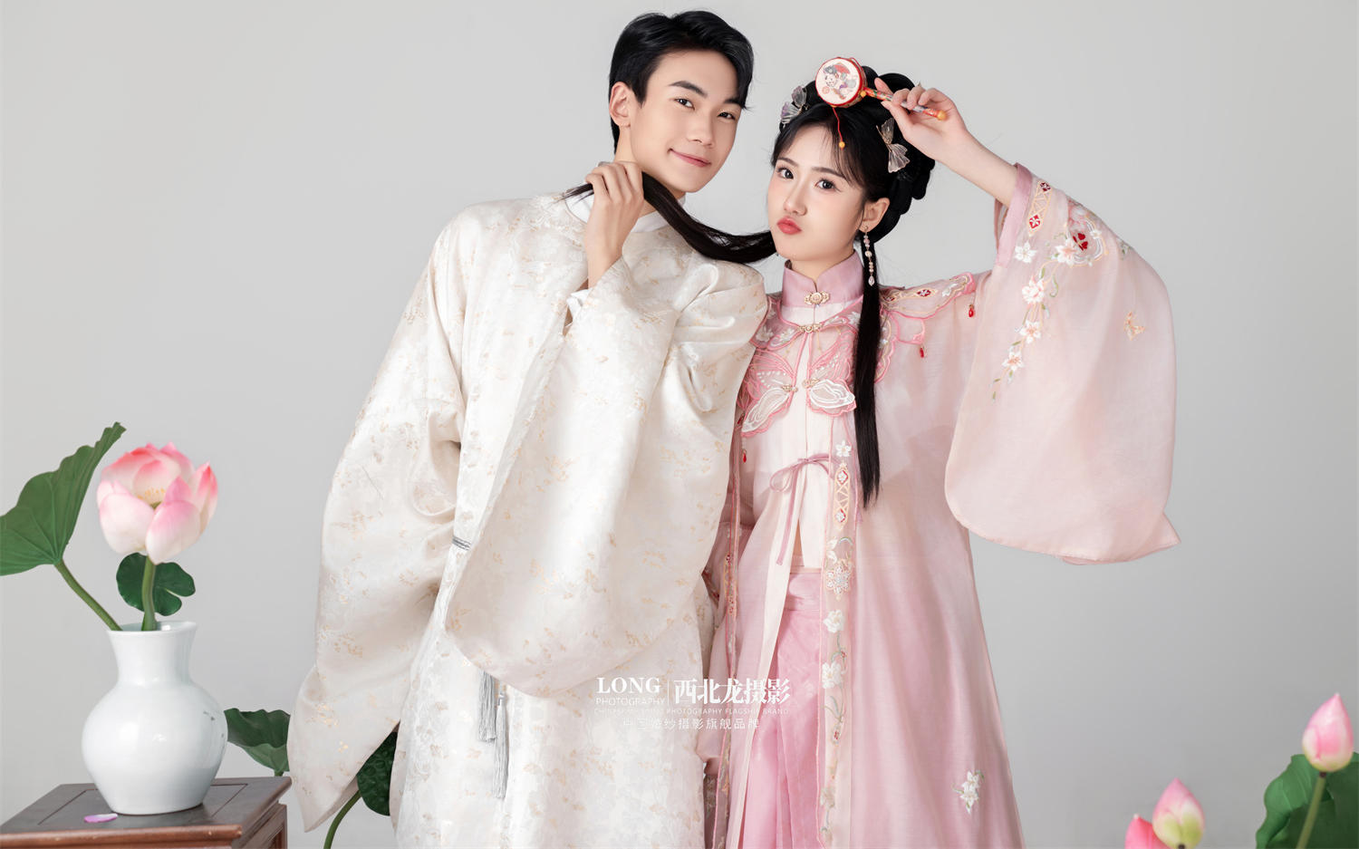 甜晕噜❗️粉色蜜桃汉服婚纱照太戳我了叭~