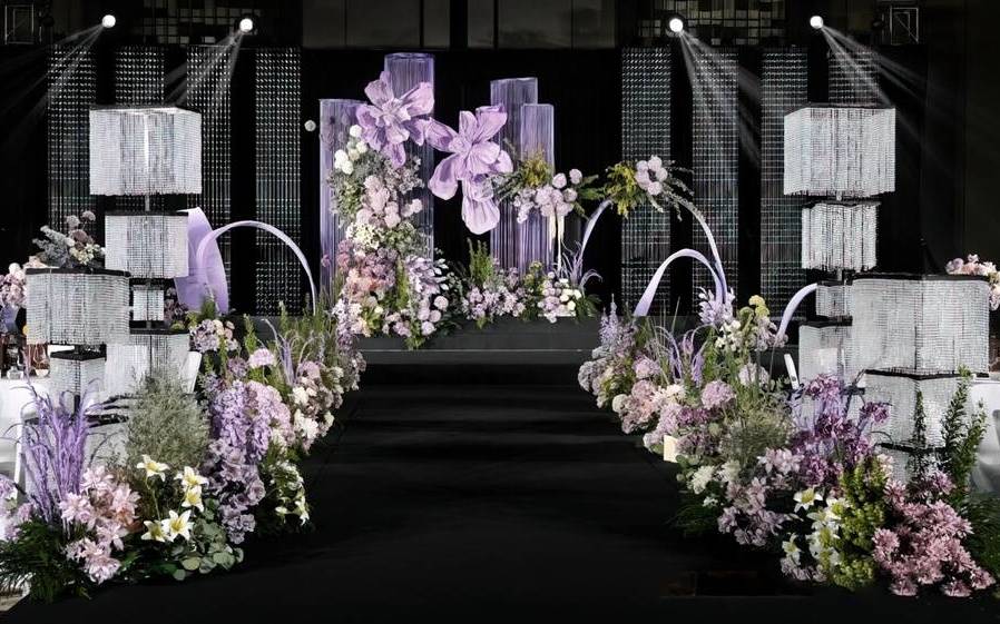 【君美佳铭】水晶背景吊顶婚礼