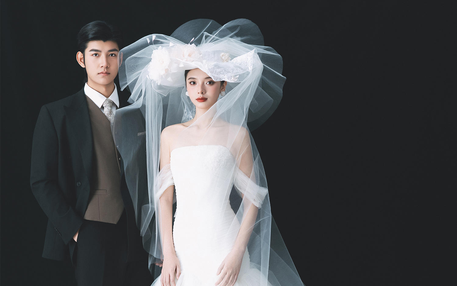 氛围感和仪式感同时拿捏的轻法式婚纱照✨