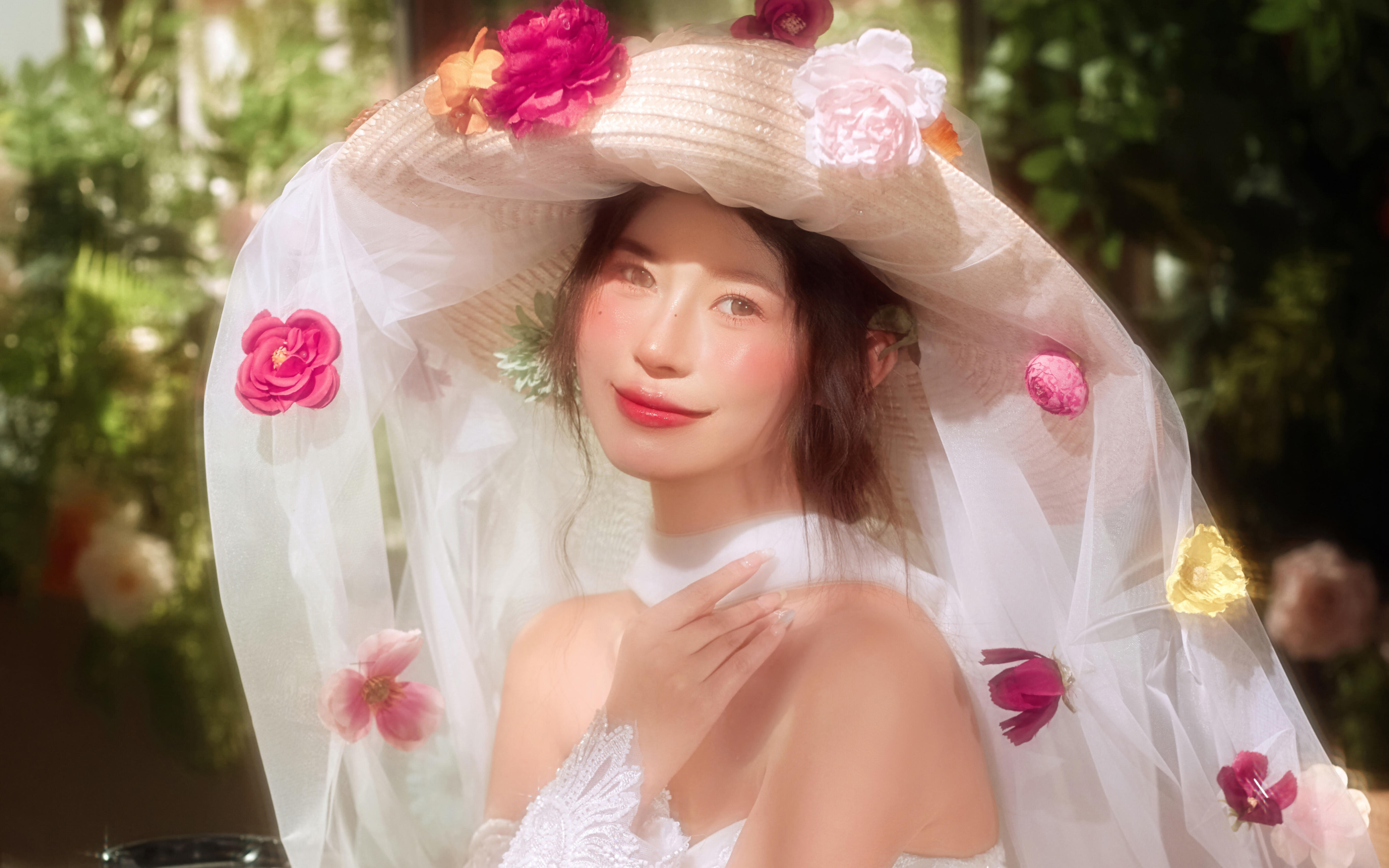 芙洛拉花房蕾丝鱼尾婚纱+手工鲜花头饰🌸 花艺绿
