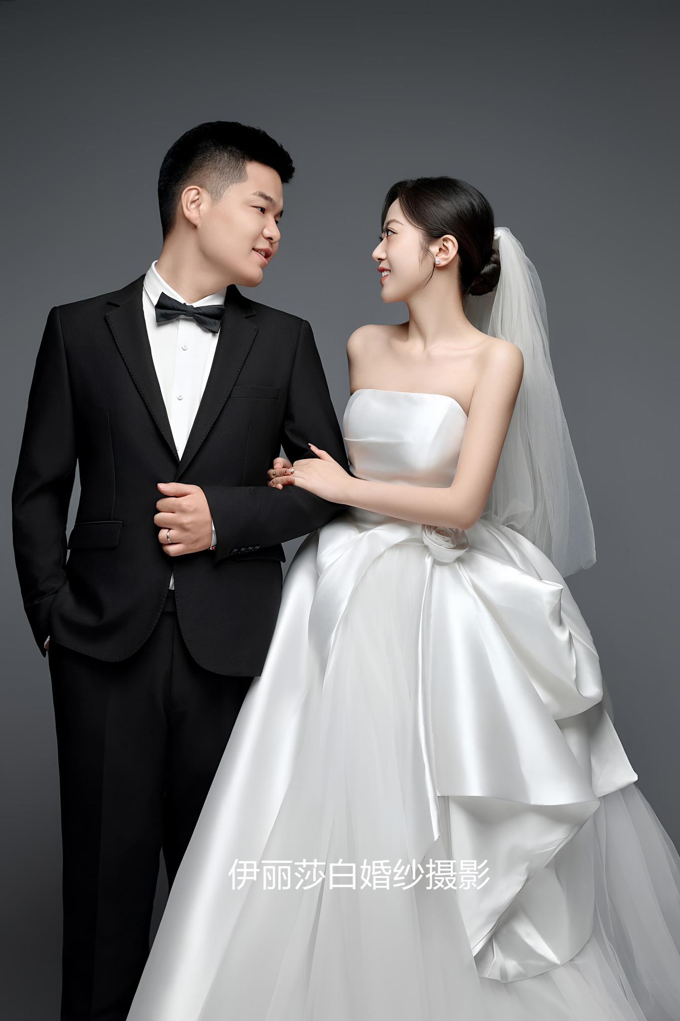 拍婚纱照1999-2999-3888-4699-