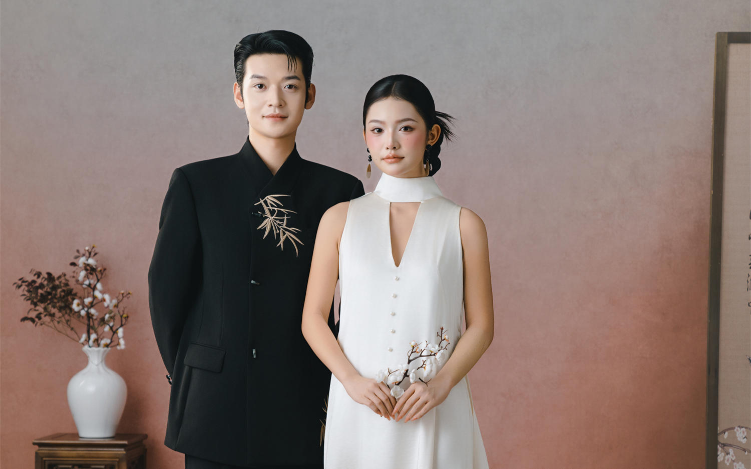 歲月沉淀的詩(shī)意??新中式婚紗照美到失語(yǔ)