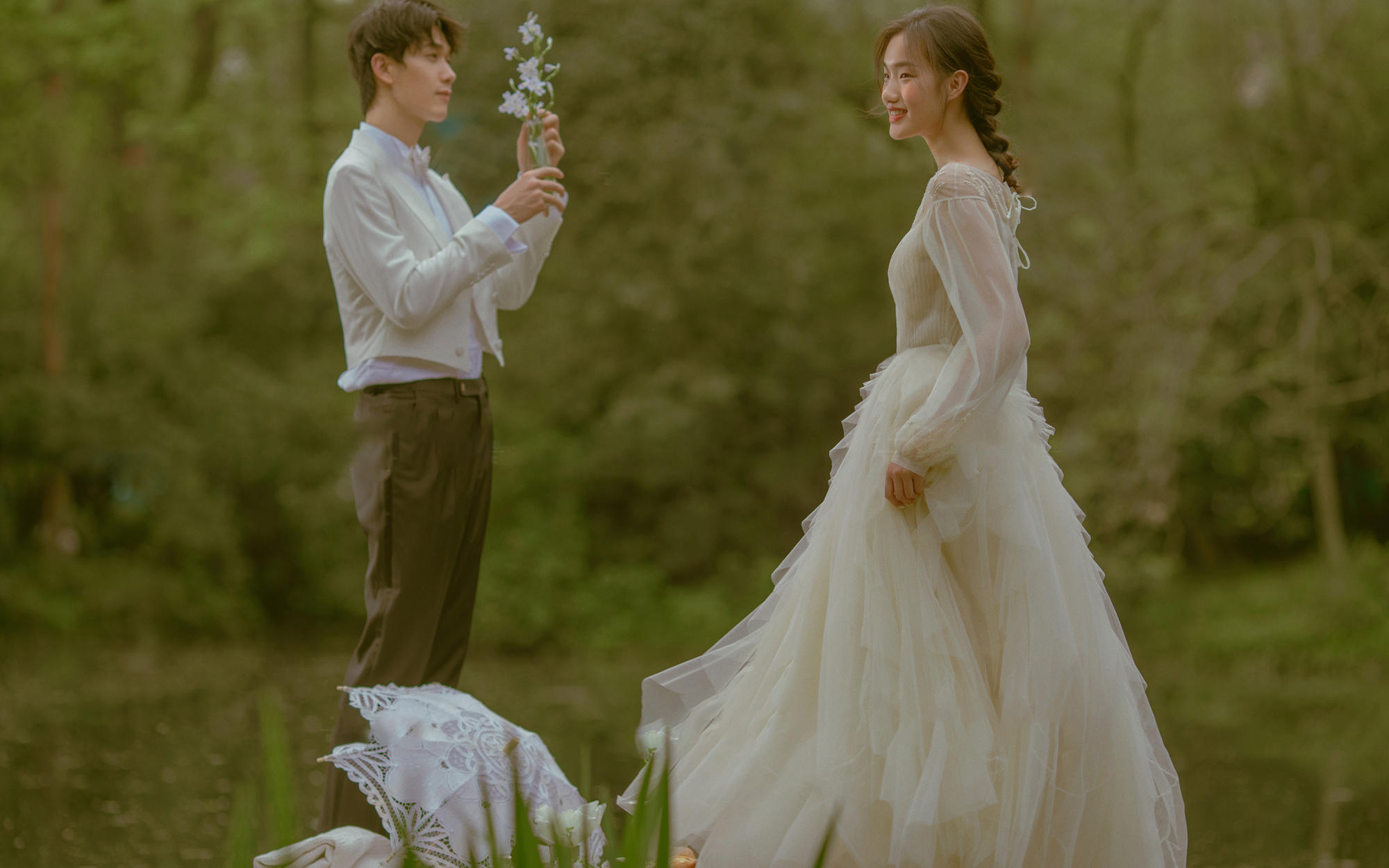 【午後】可以去班味的法式婚纱照❗仿佛坠入法式庄园