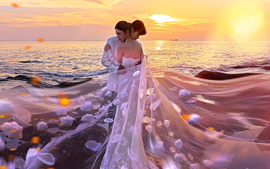 夕阳氛围感婚纱照