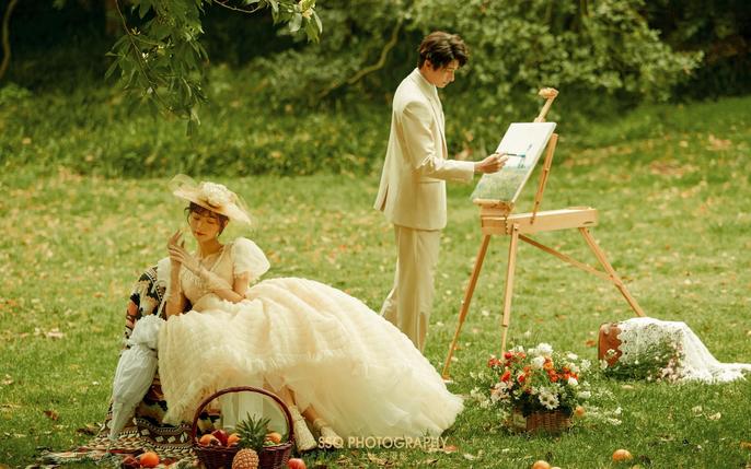 上上签摄法式复古森林系油画质感婚纱照茶树下的珍妮