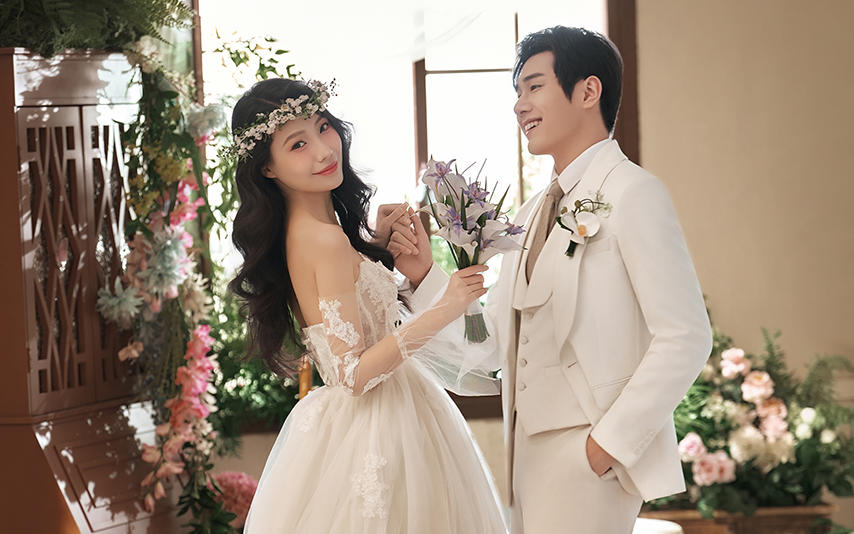 春夏婚紗照這樣拍??法式花房氛圍感太出片！