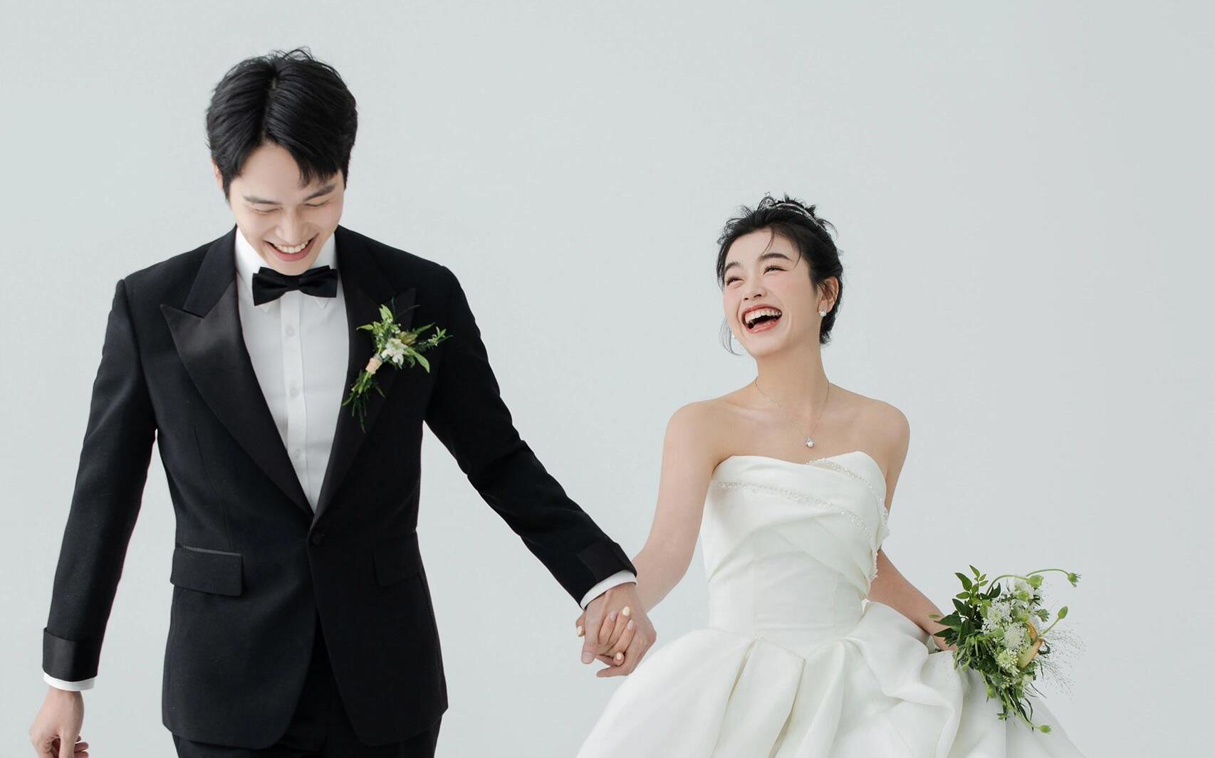 【這就是讓我心動的極簡婚紗照】