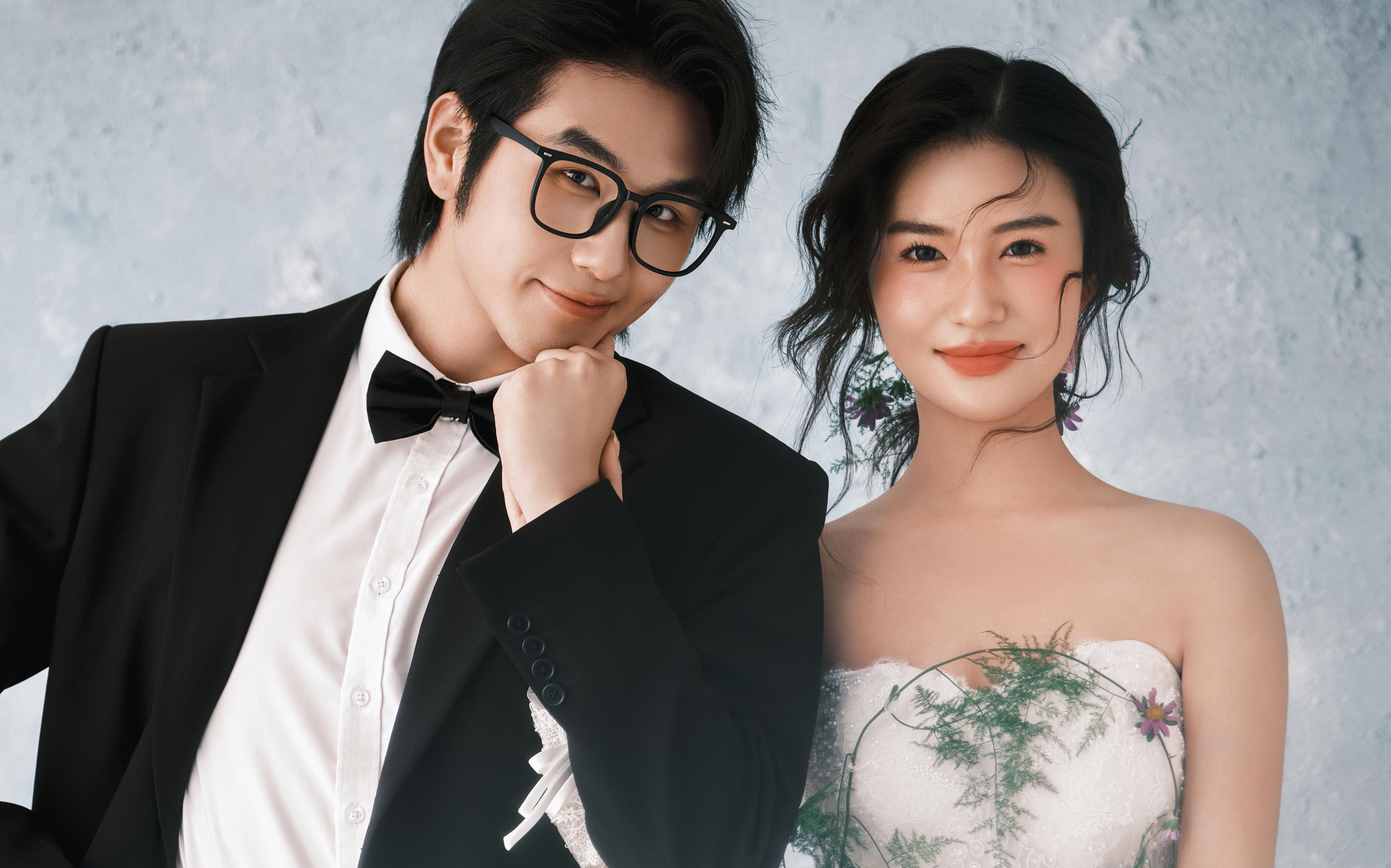邂逅永不褪色的經(jīng)典?氛圍感油畫婚紗照