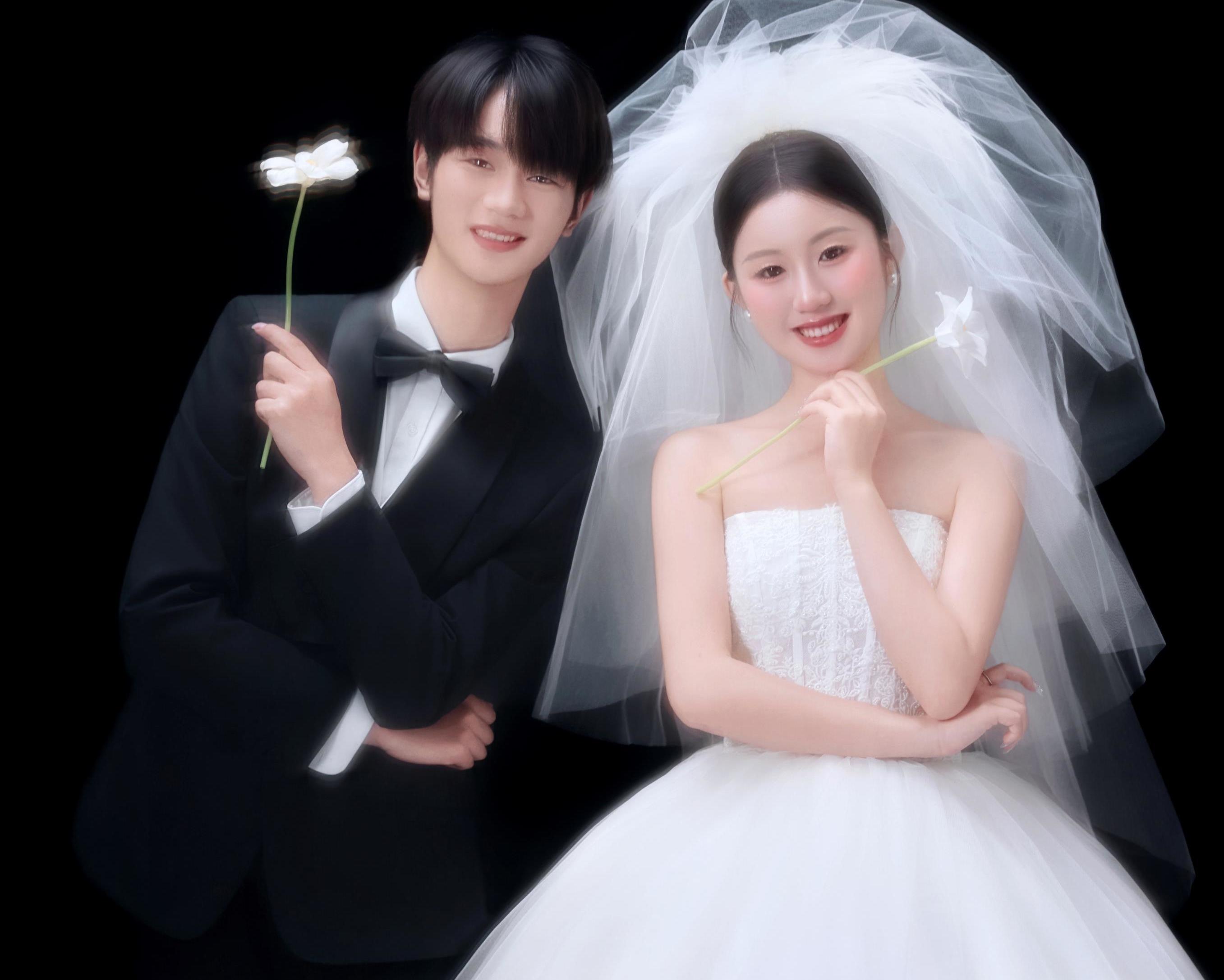 简约大气的极简婚纱照🖤可以反复心动