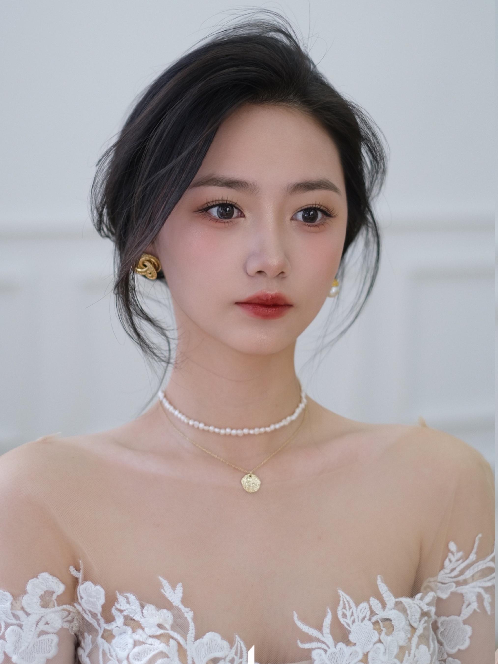 一琳 温婉