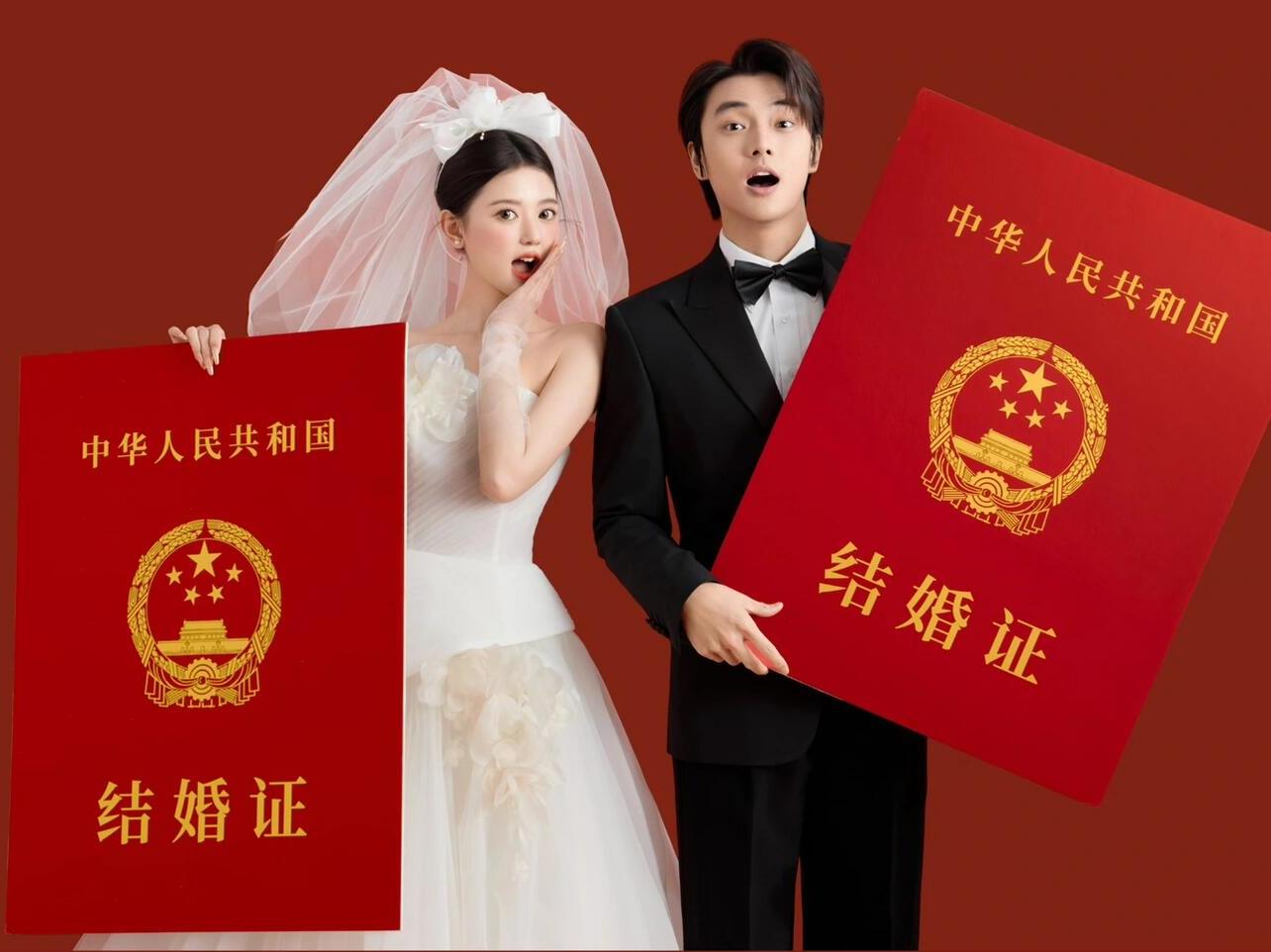 【店长推荐】送定制婚纱+全国包邮+送九组合照片墙