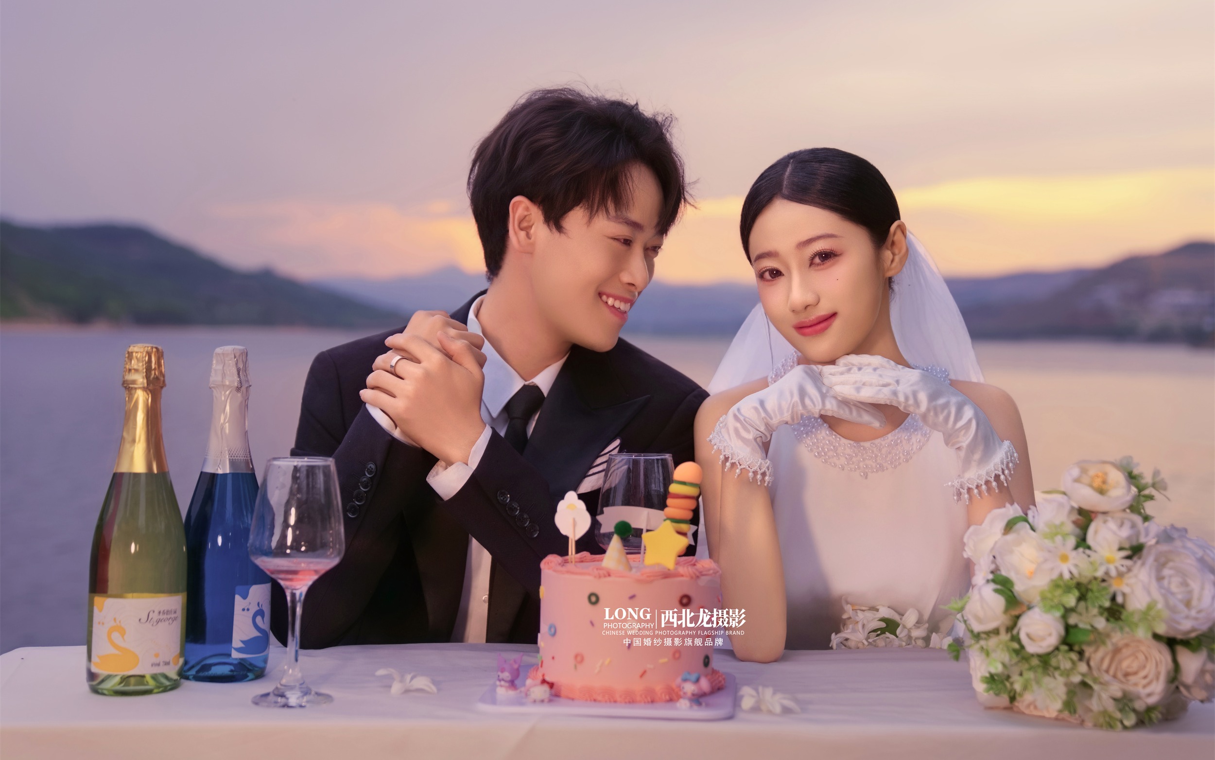 日落湖畔婚纱照🌇把浪漫锁进黄昏里