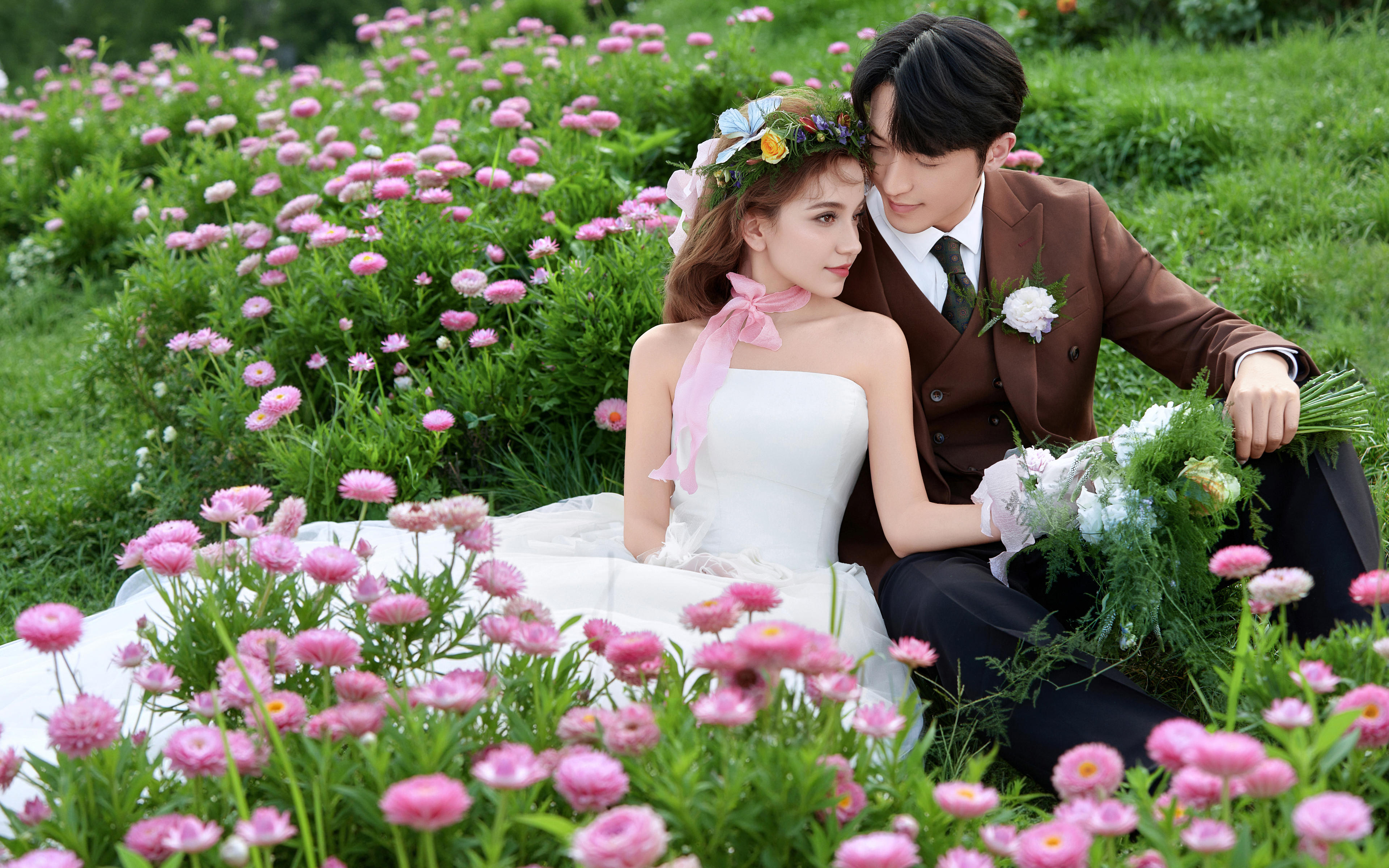苍山为证花海为媒｜电影感森系婚纱照氛围拉满