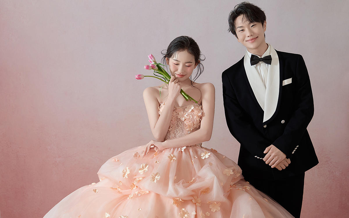 划走你就大意了💓粉色公主婚纱照封神