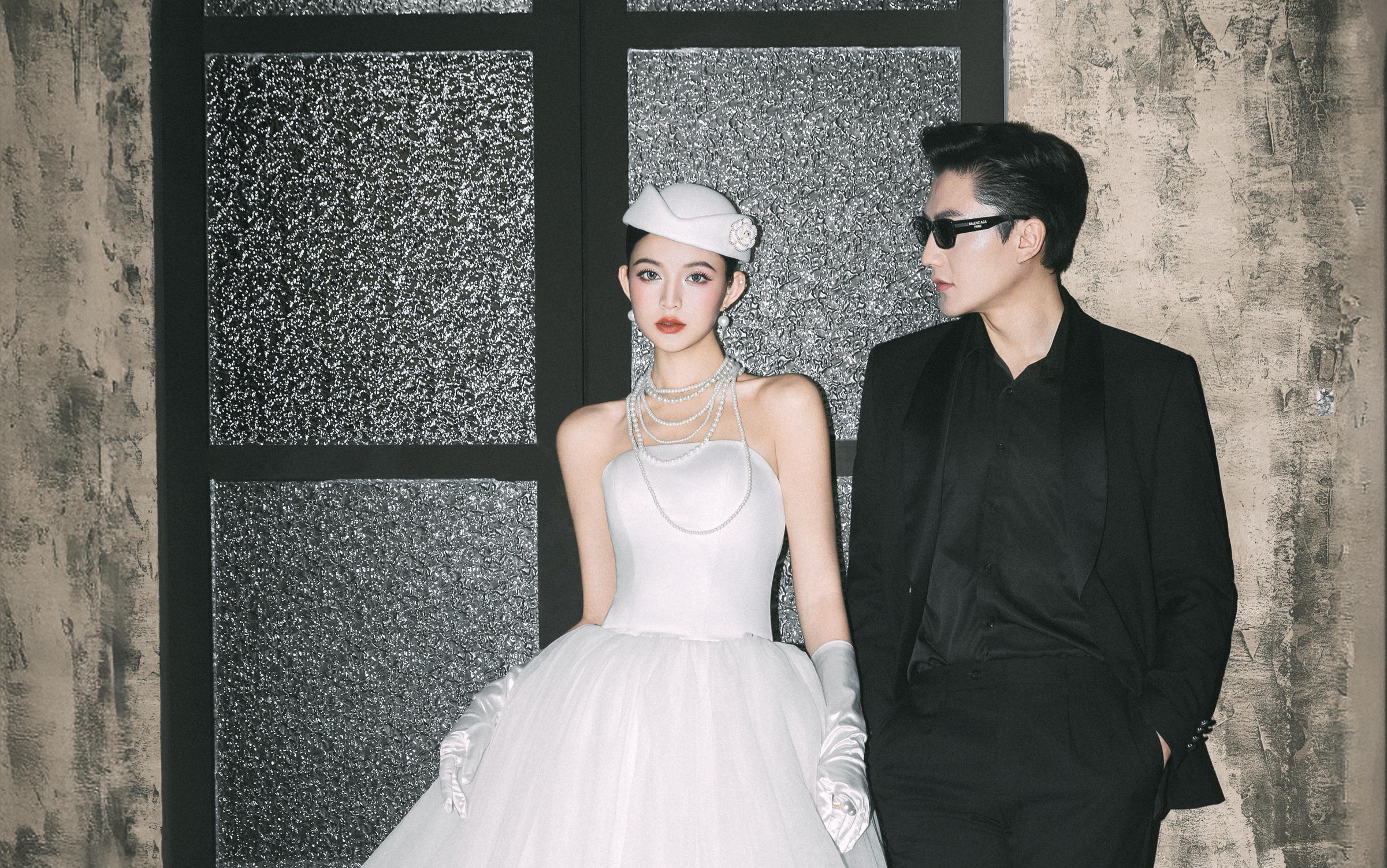 复古暗黑系婚照｜每一帧都是呼吸感满满的复古浪漫