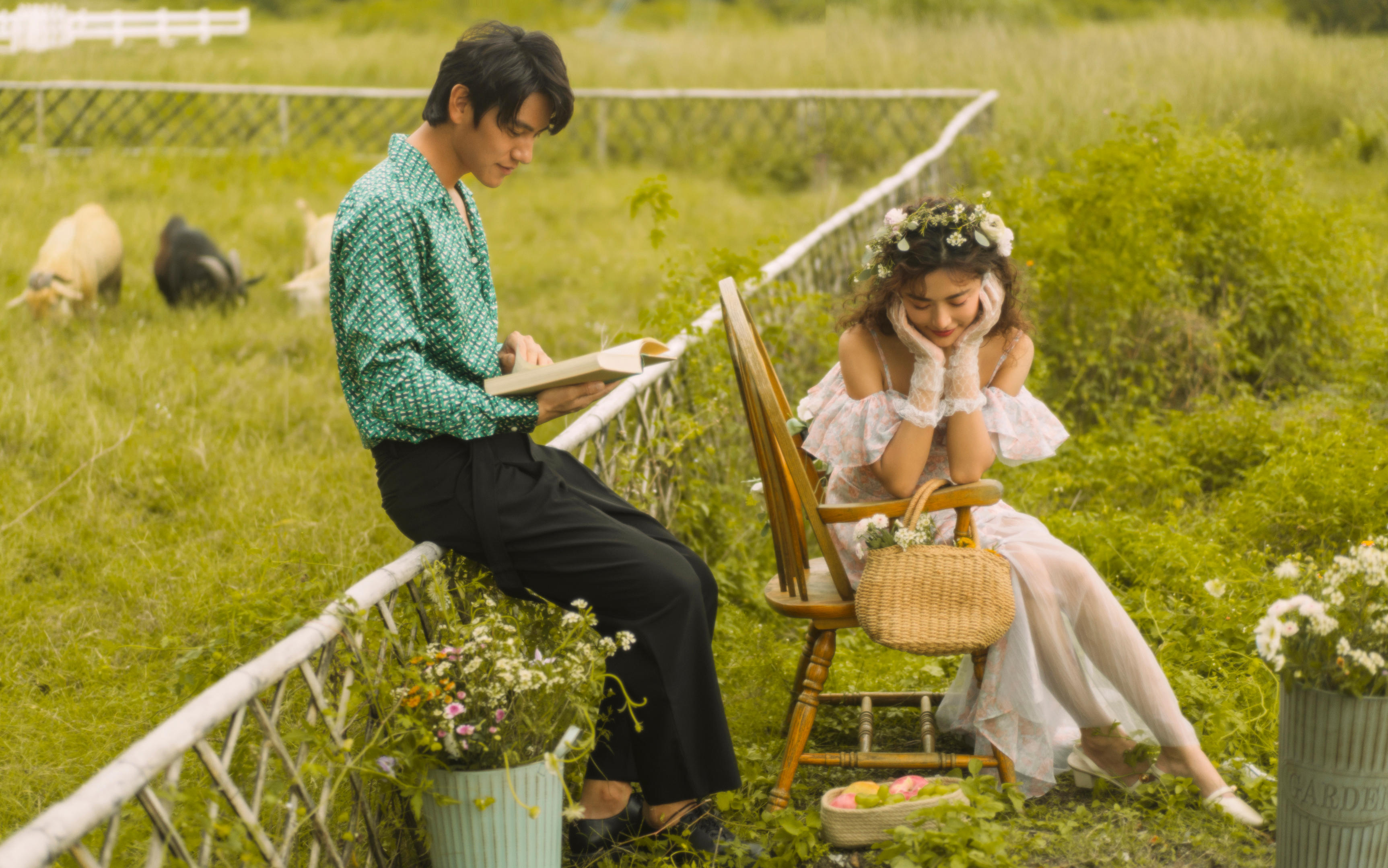 还好听劝😂拍了这组森系草坪婚纱照