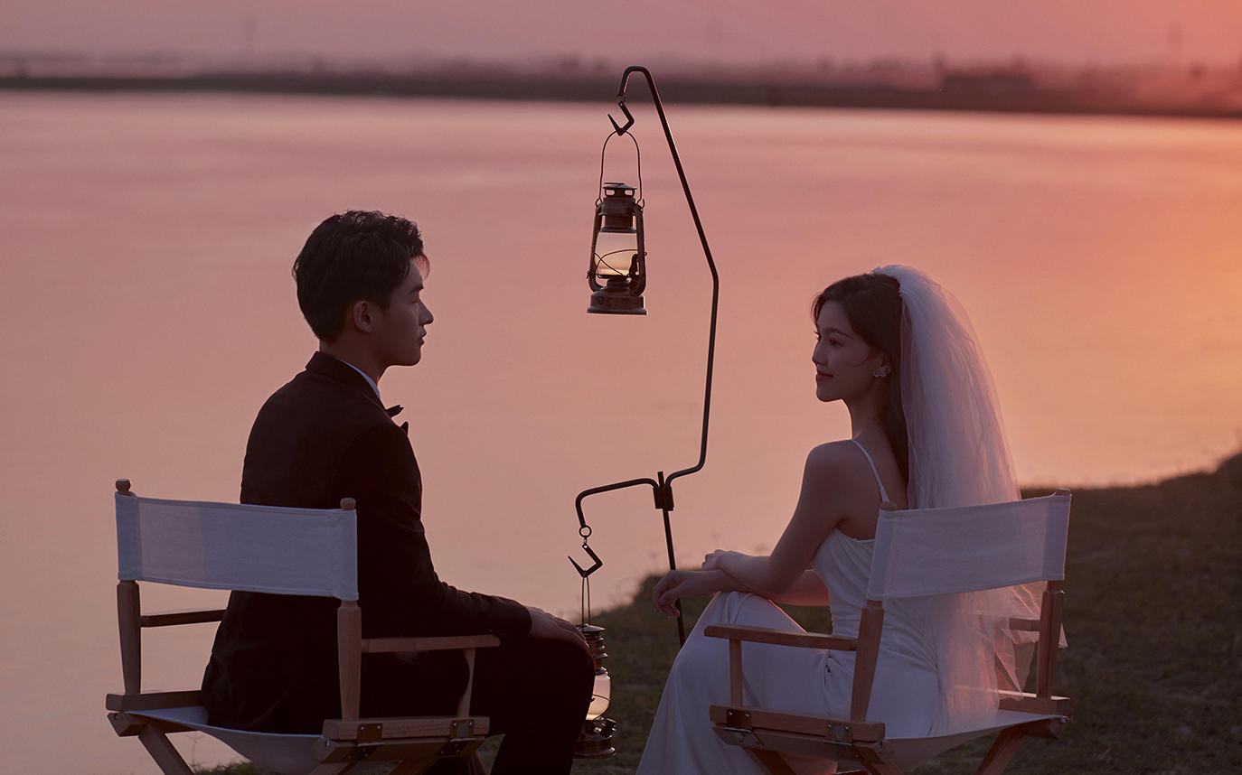 夕阳婚纱照 | 流动的温柔，爱在日落黄昏时