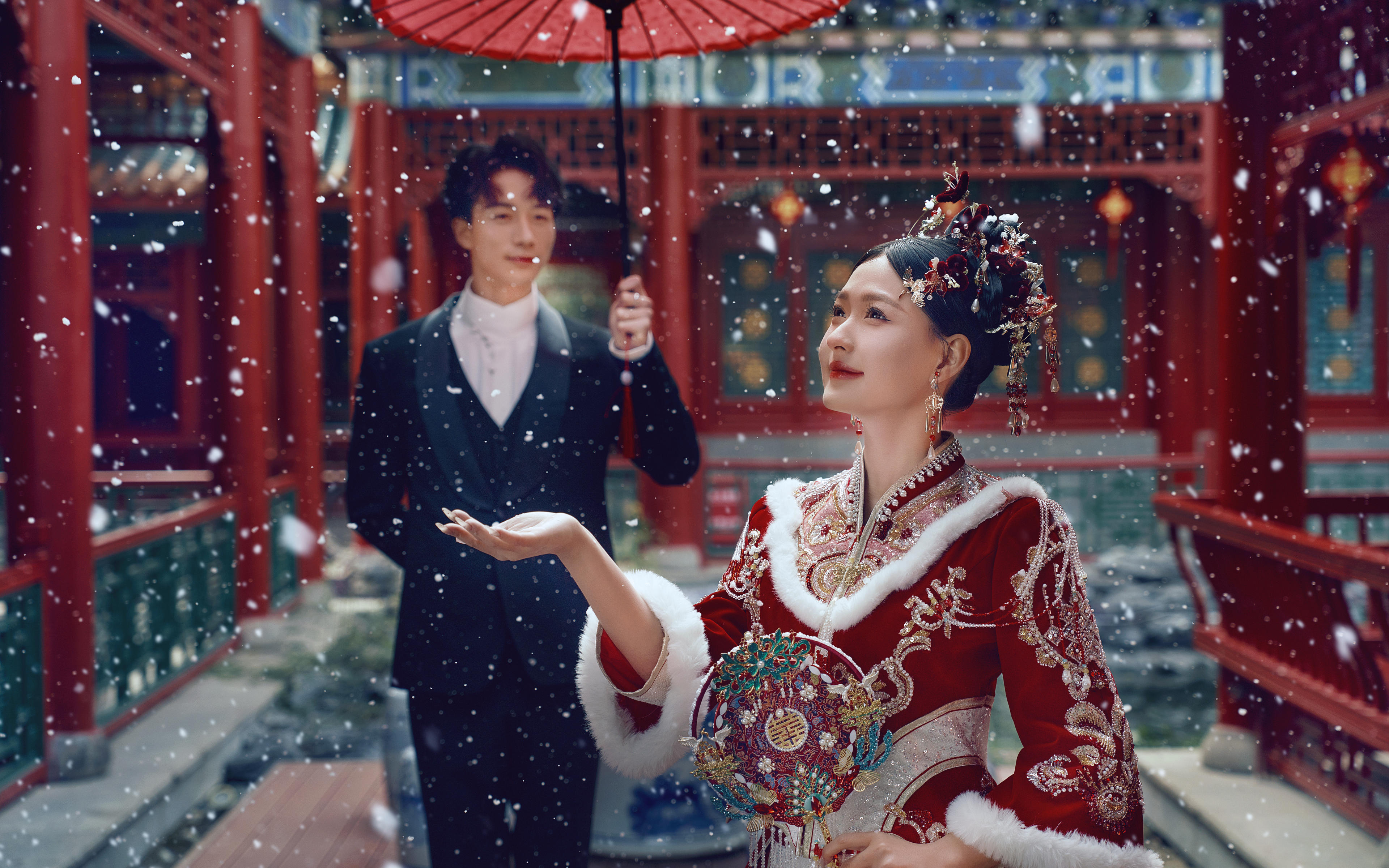 【国风婚照】红墙映雪古韵浓，定格一眼万年的浪漫