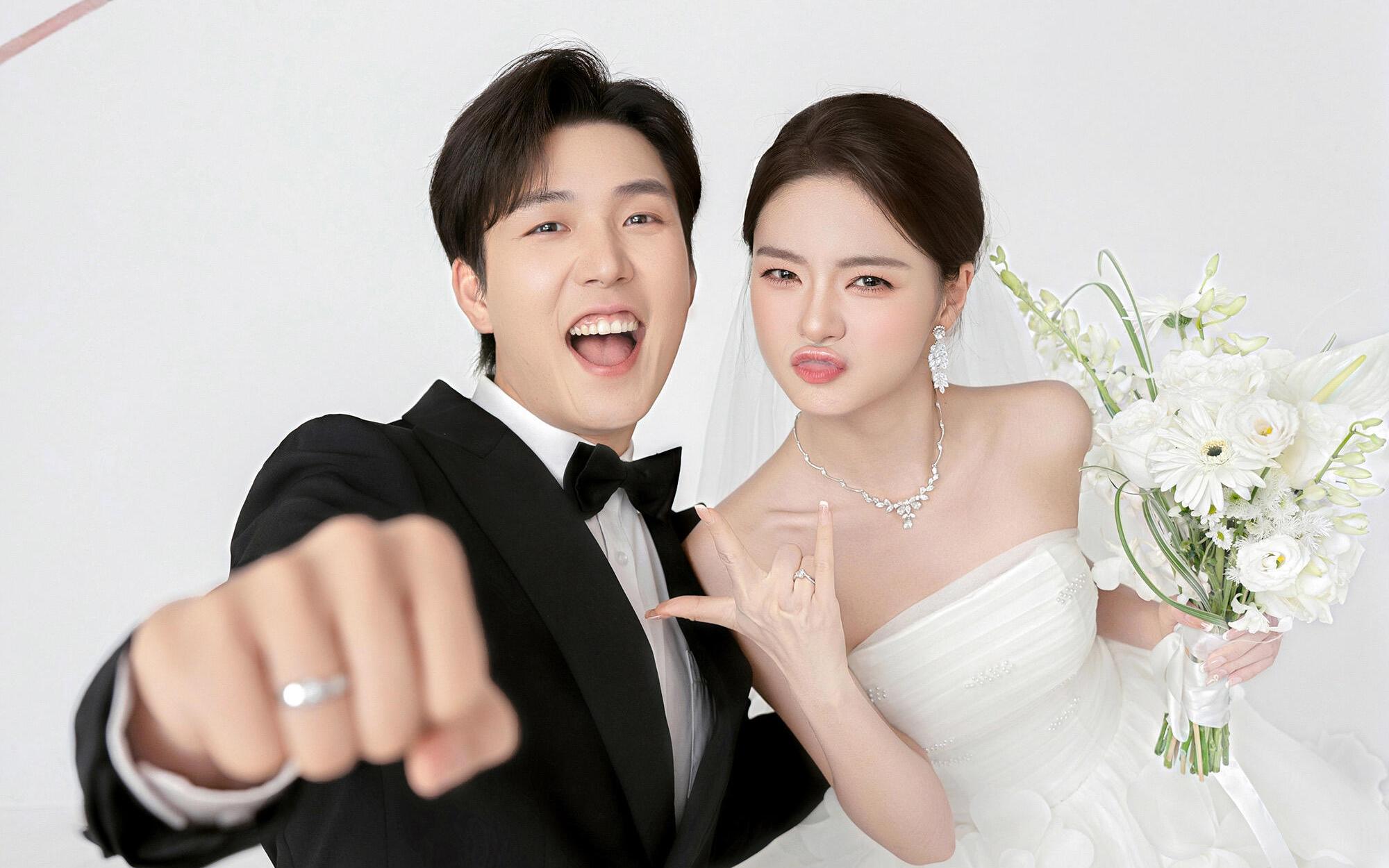 許研同款婚紗照我拍過(guò)啦！韓式極簡(jiǎn)風(fēng)太出片了