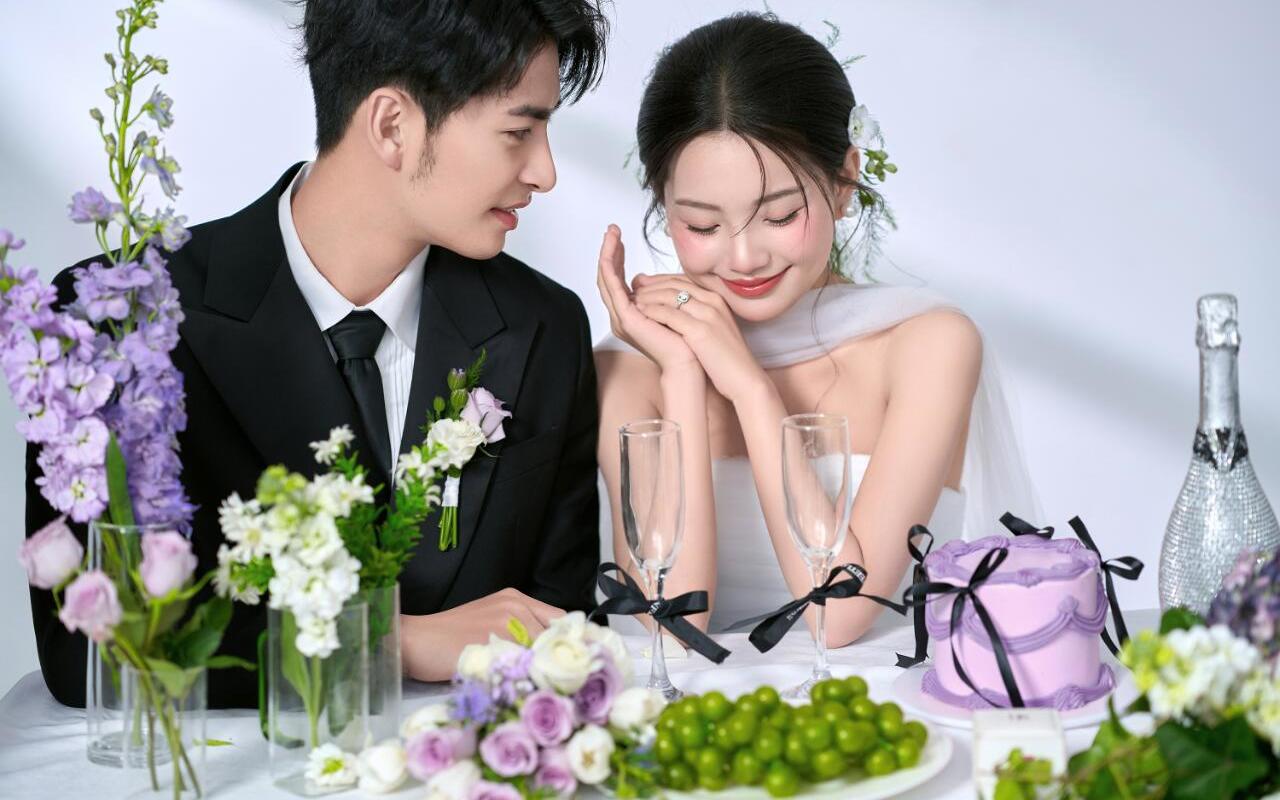 轻松又俏皮的韩系婚纱照 实在太甜了