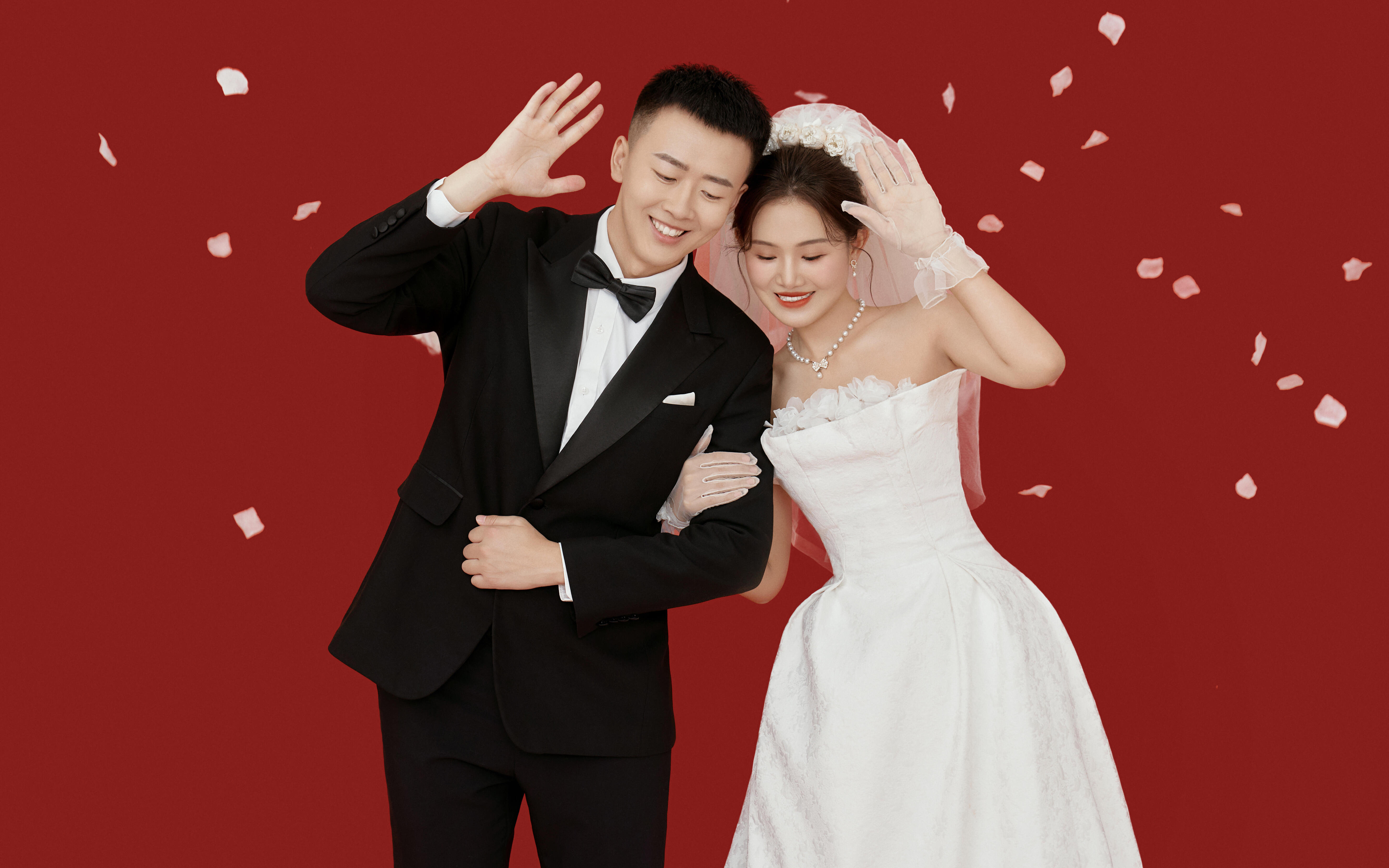 撒糖啦~甜度超標(biāo)的俏皮戲嫁婚紗照