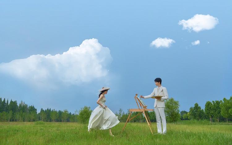 【罗曼摄影】浪漫草坪油画风婚纱照