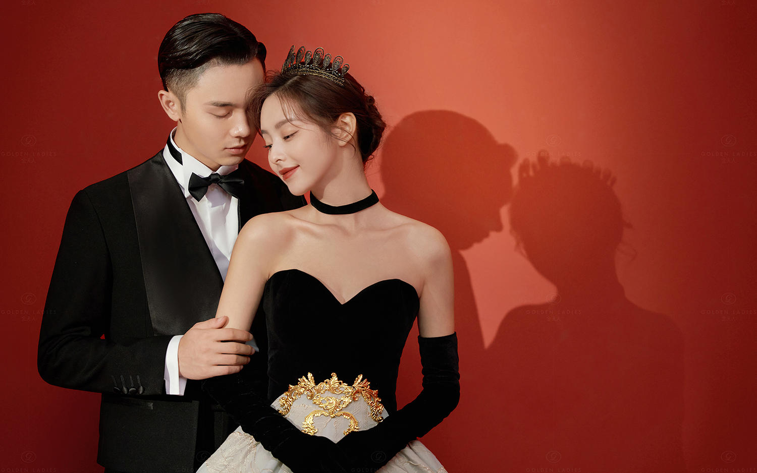 ?? 復(fù)古紅韻，赫本式的法式浪漫???