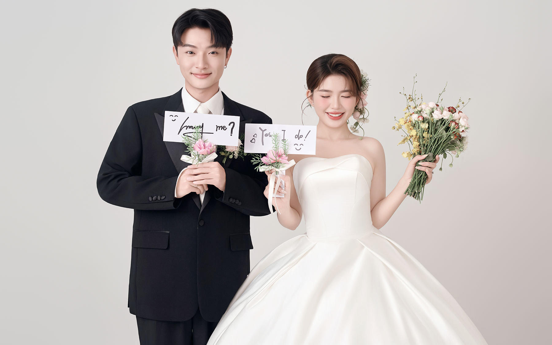 甜系室内主纱婚纱照～执手挚爱定格欢喜时刻