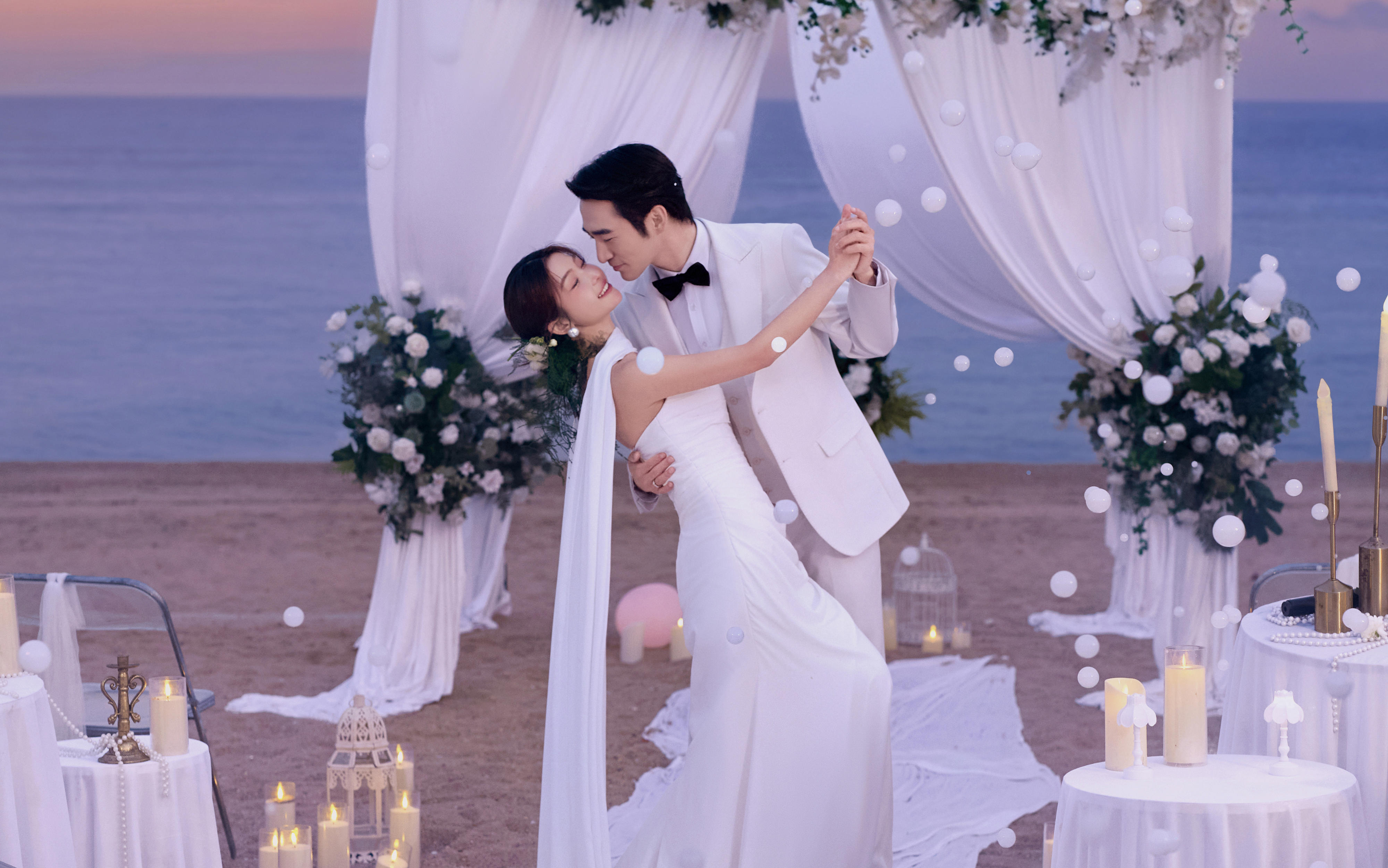 海边暮色婚礼，浪漫直接封神✨