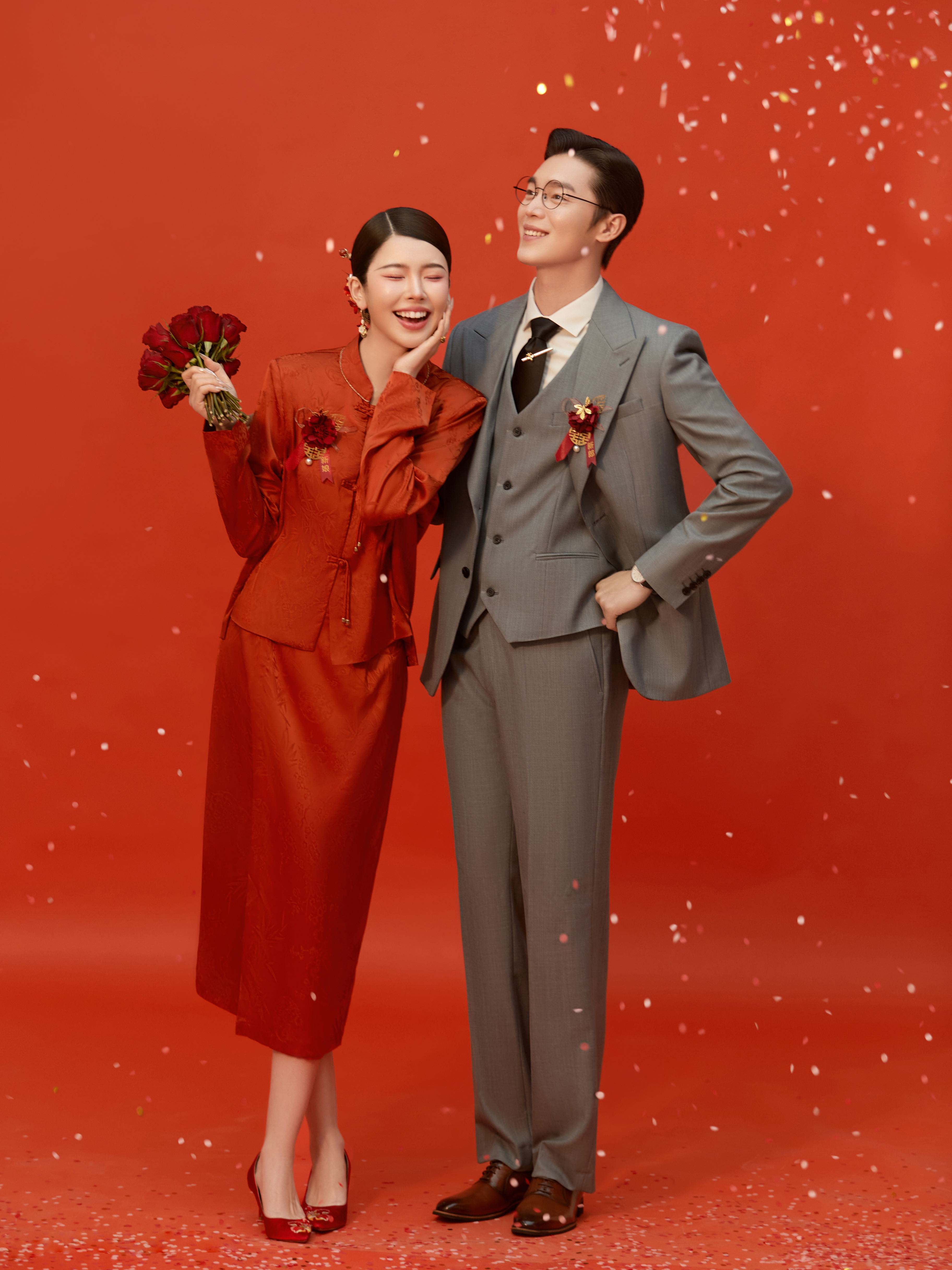 【網(wǎng)紅熱推】風(fēng)格大師掌鏡+專屬婚紗照