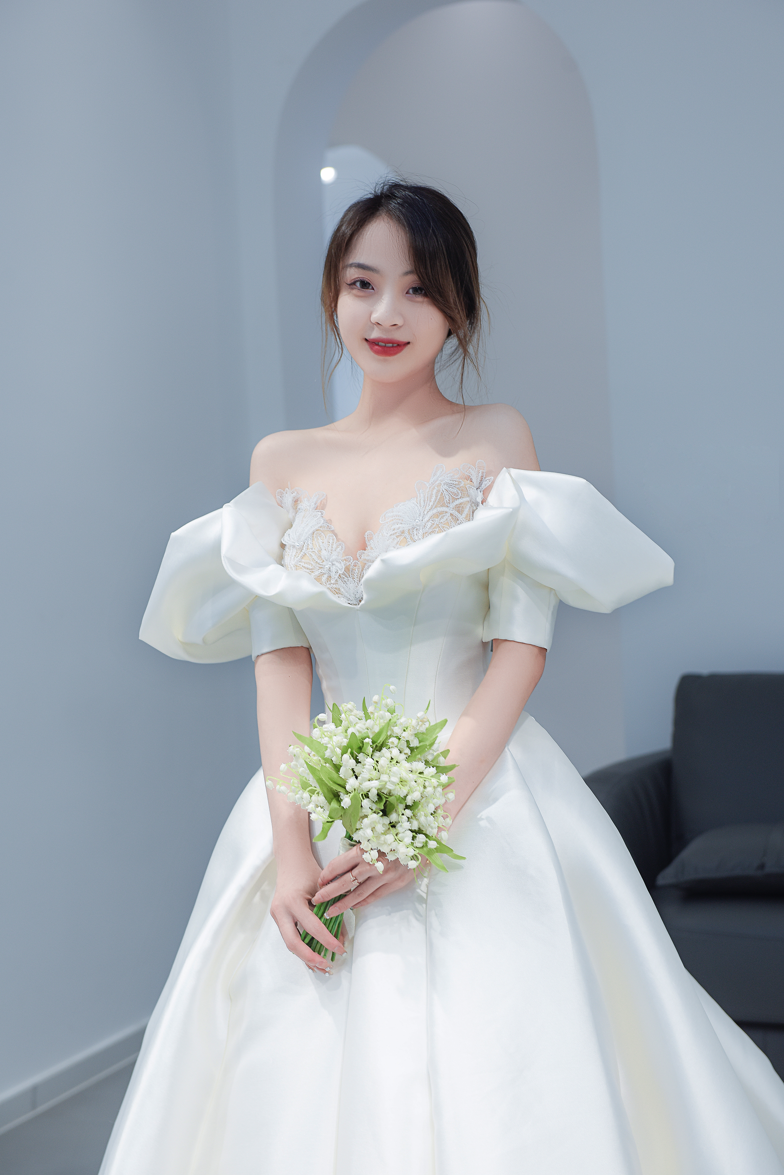 【QUEEN】韩式缎面主纱