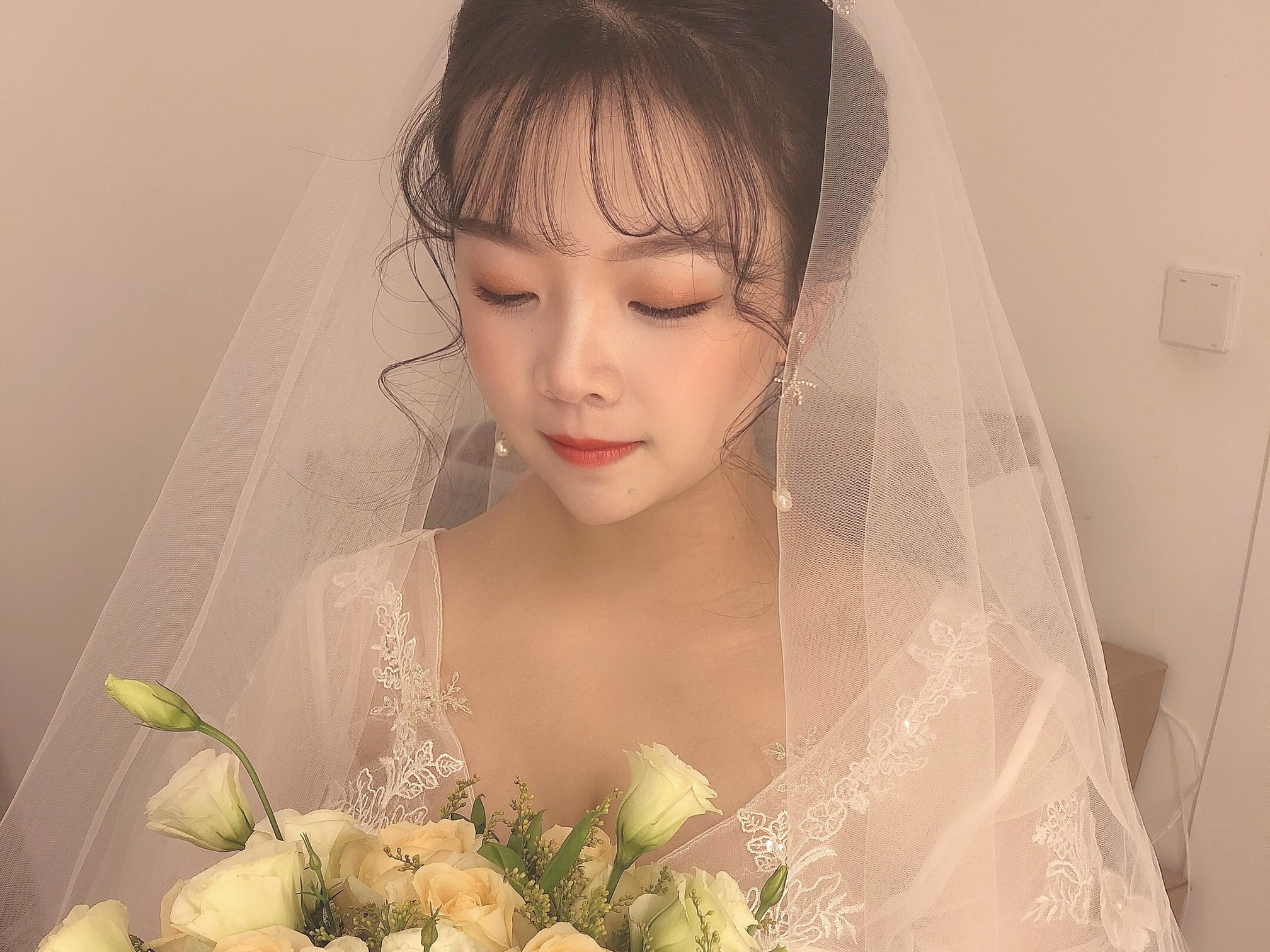 三明市区全程跟妆四造型含晨袍