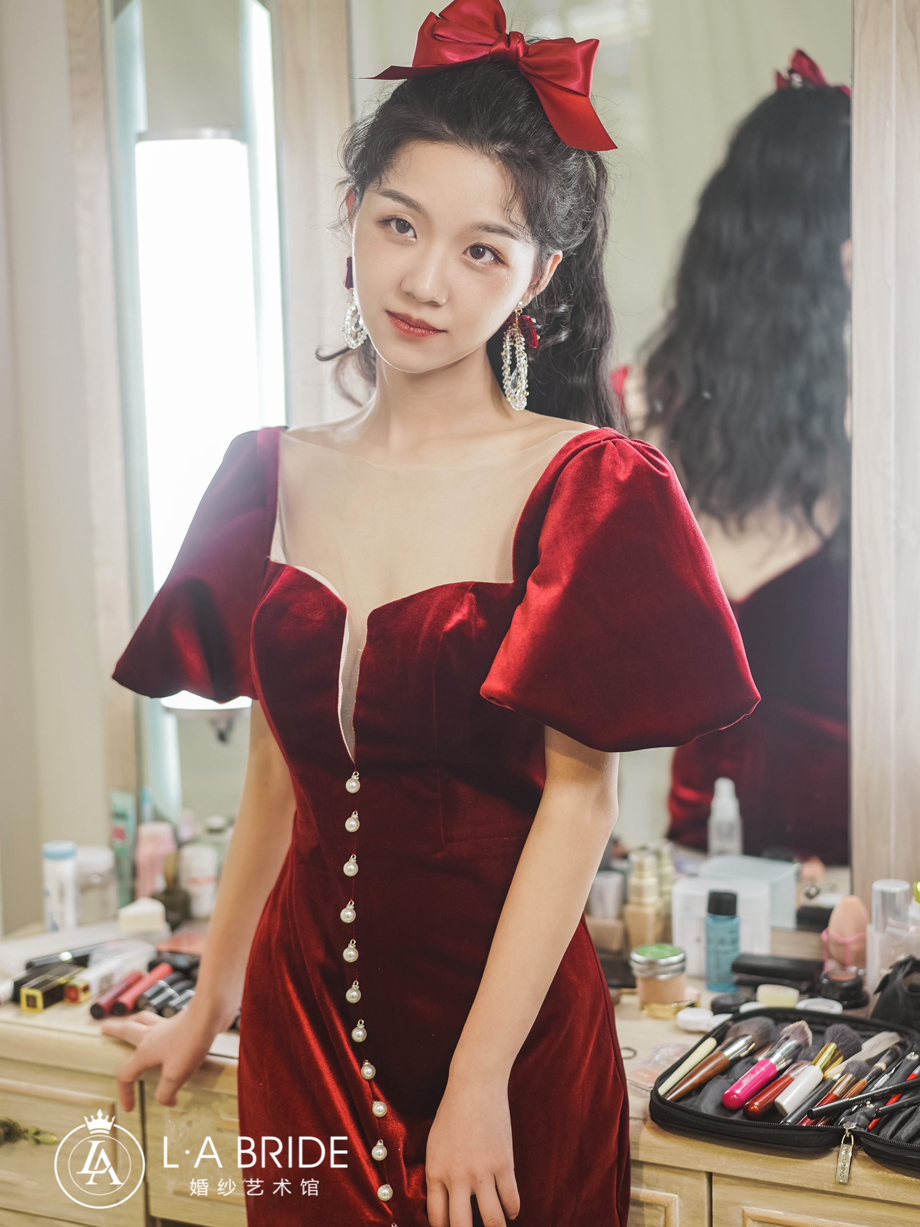 超值三件套租赁 嫁衣+婚纱+礼服