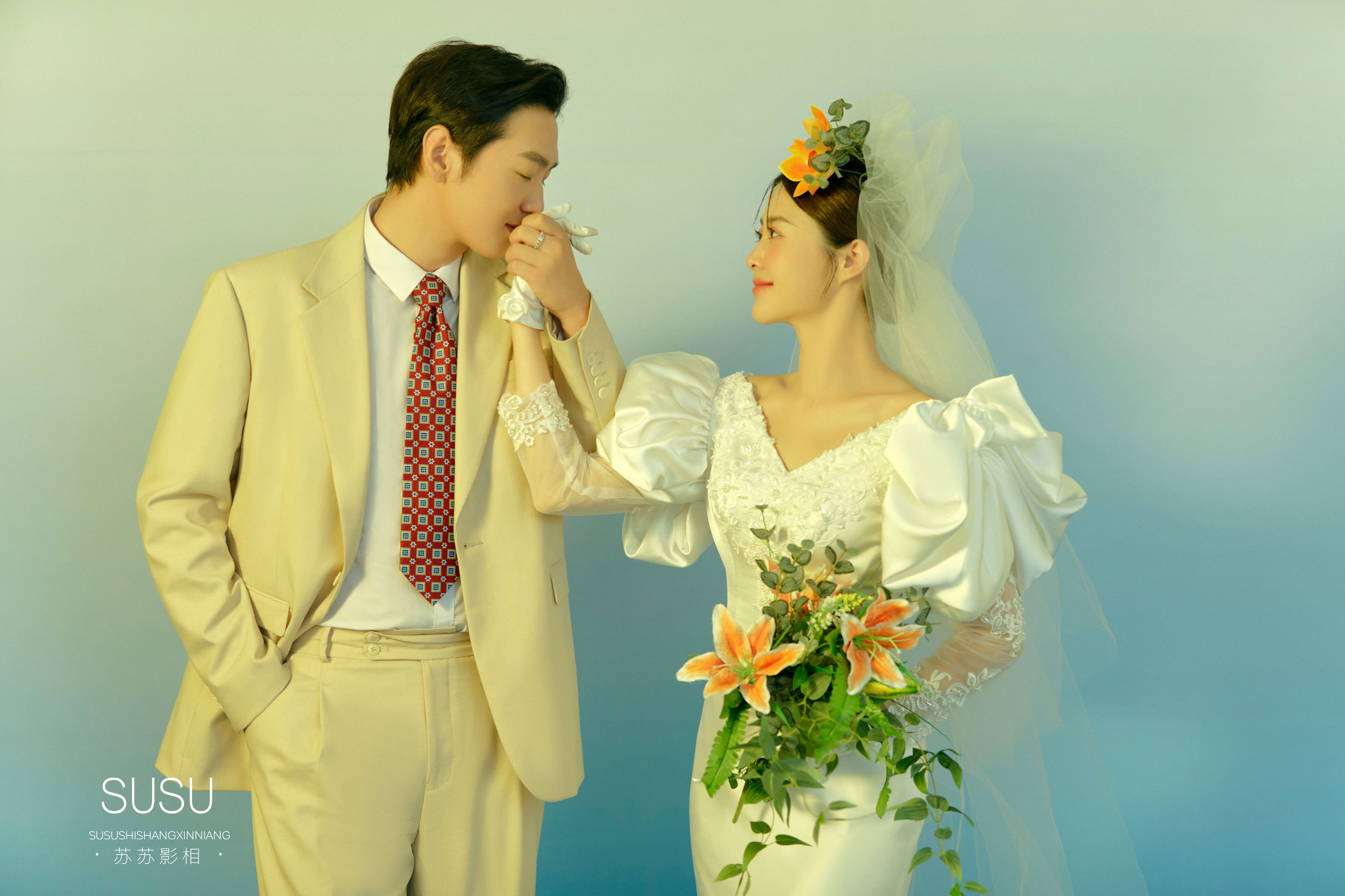 美的像80年代的港星，让婚纱照成为复古经典